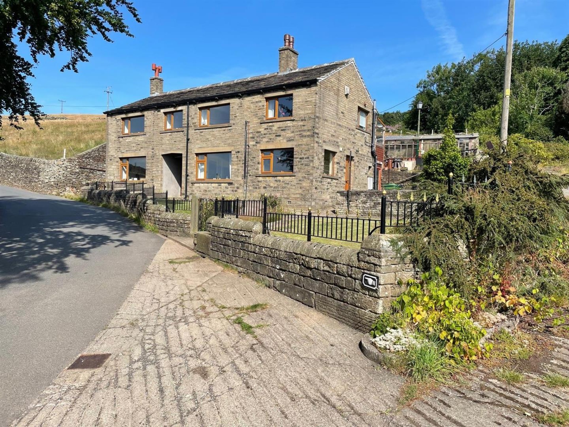 Images for Flush House Lane, Holmbridge, Holmfirth