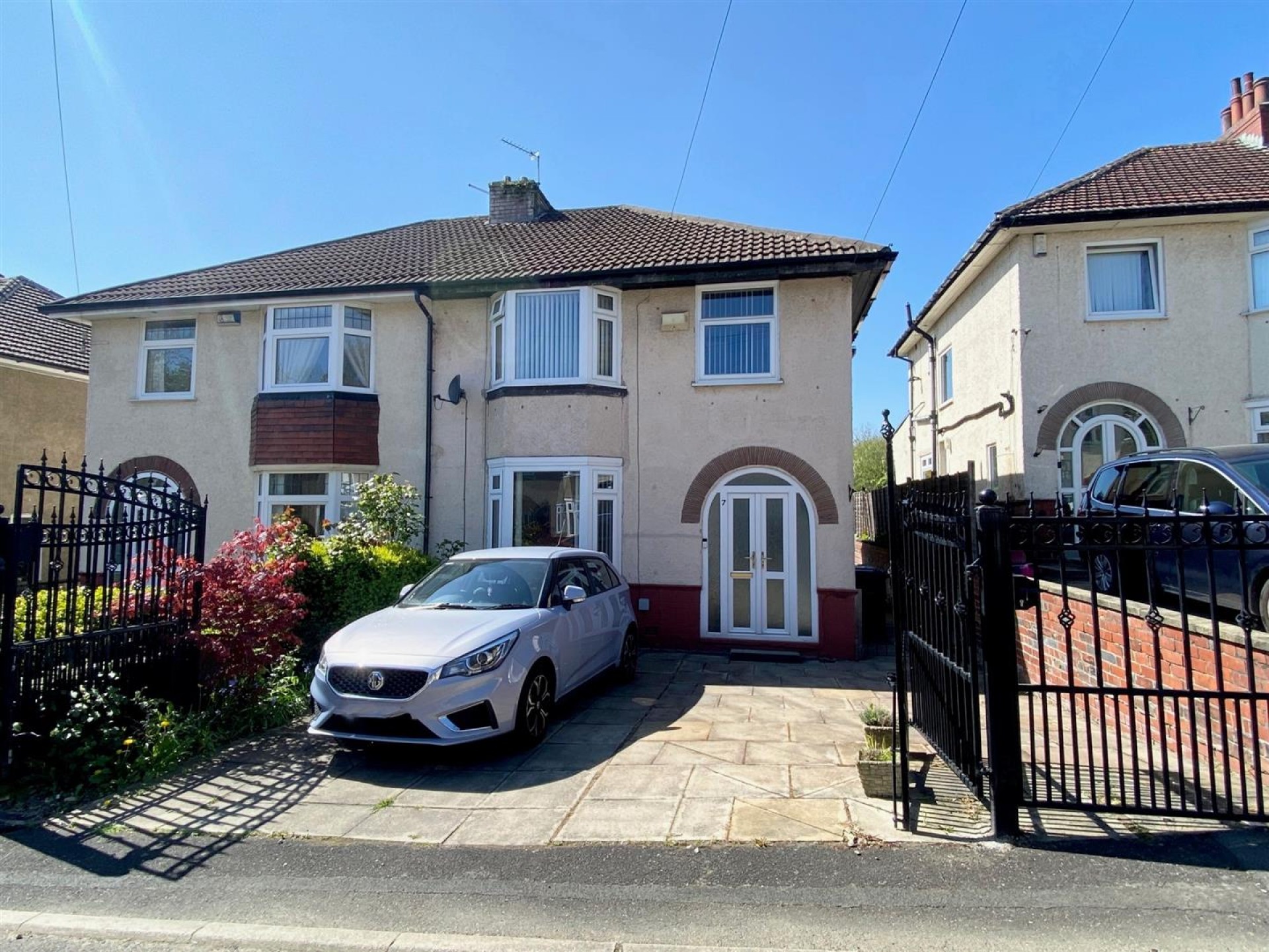 Images for Central Close, Huddersfield