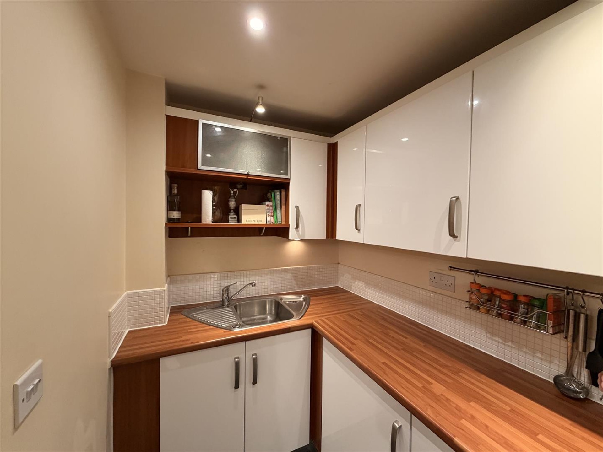 Images for Flugel Way, Huddersfield