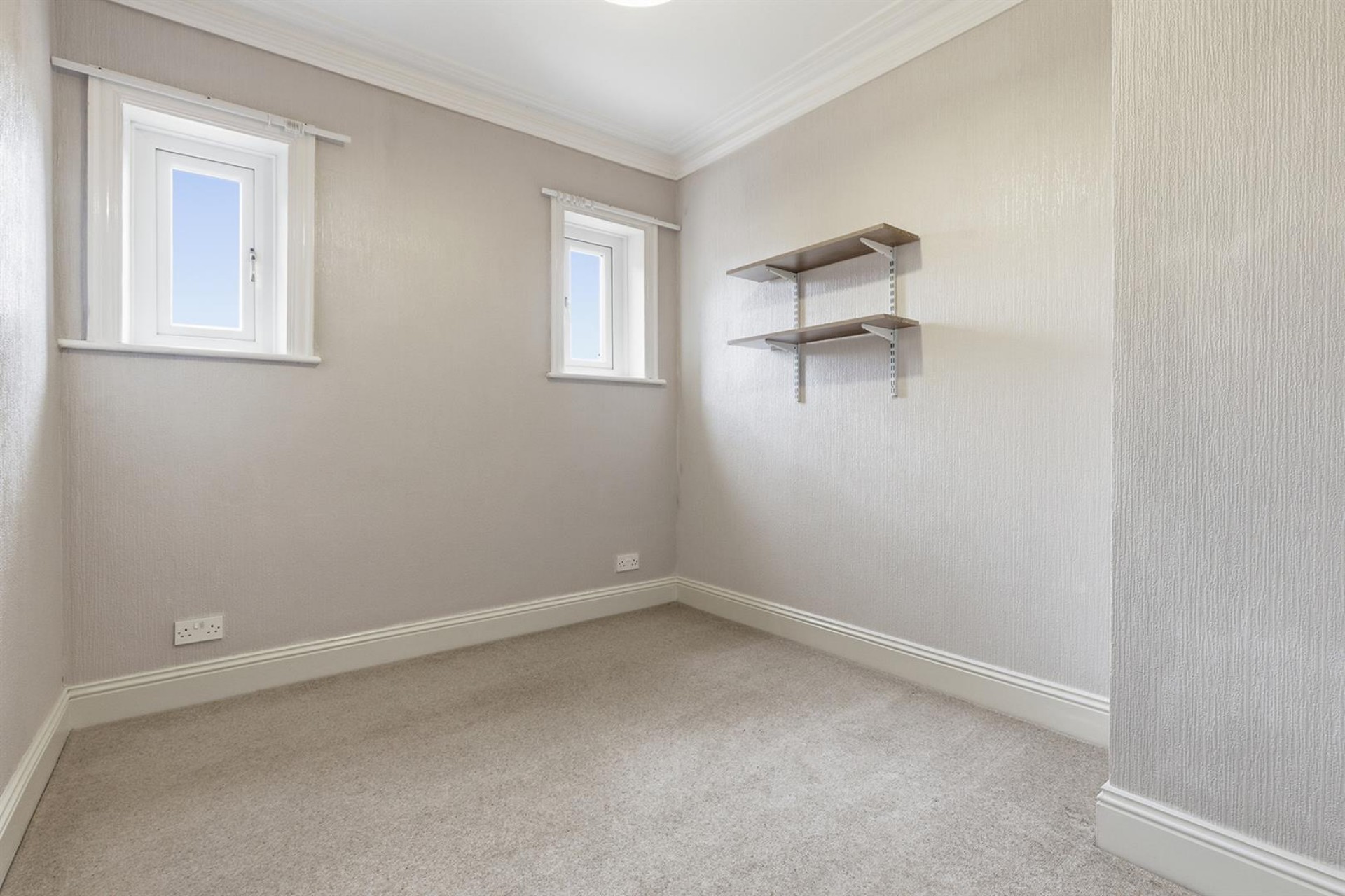 Images for Fenay Lane, Almondbury, Huddersfield