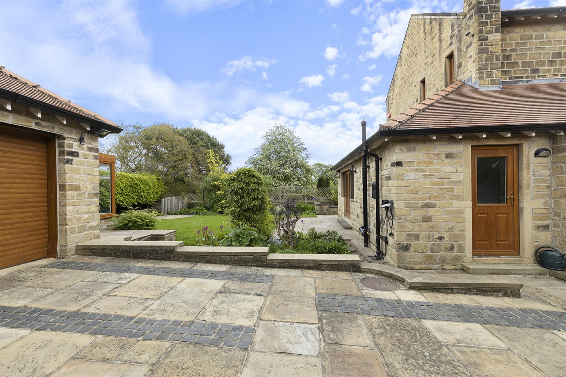 Images for Fenay Lane, Almondbury, Huddersfield