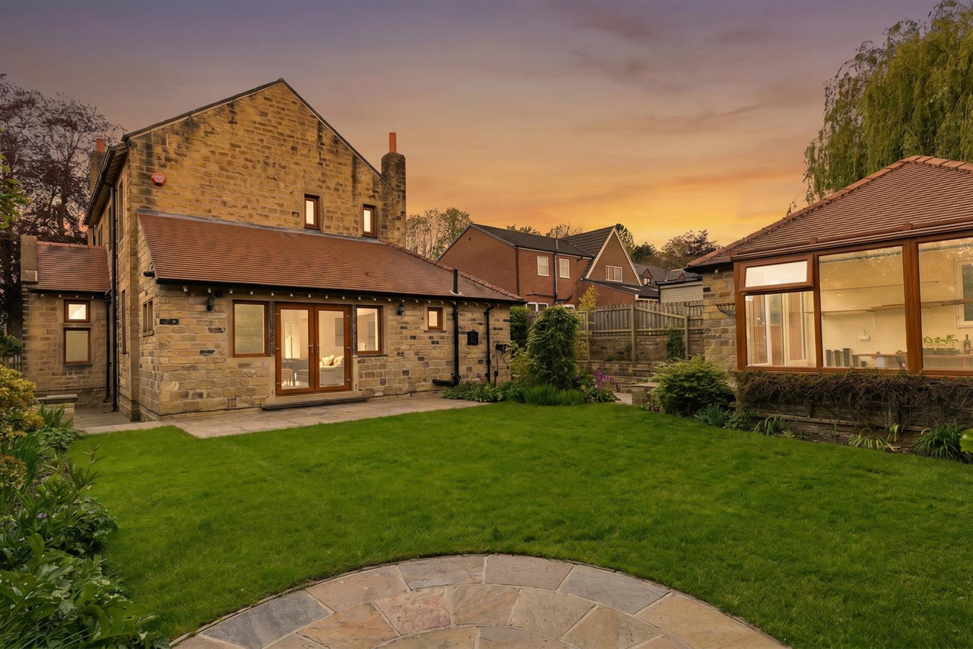 Images for Fenay Lane, Almondbury, Huddersfield