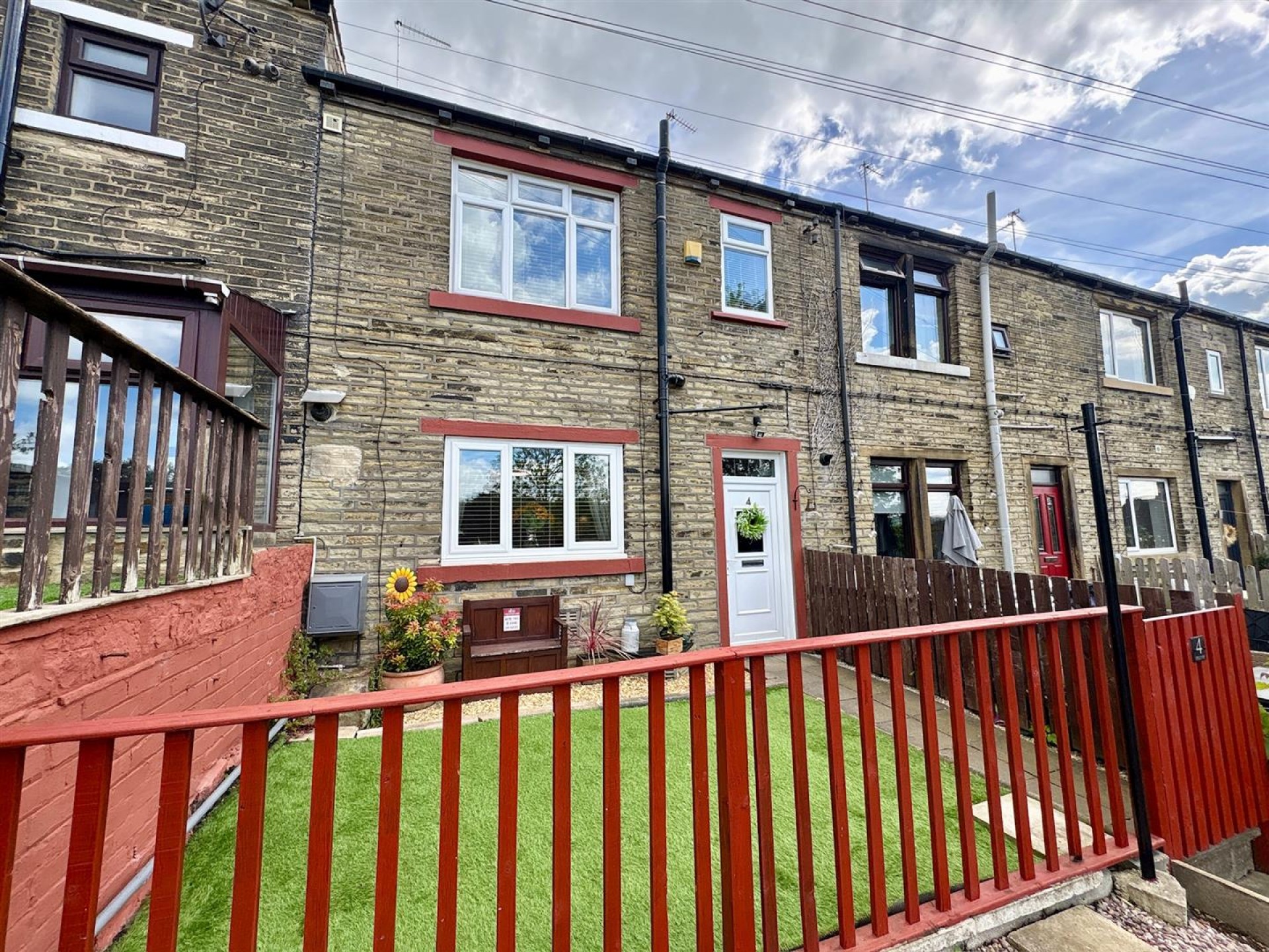 Images for Field Top, Bailiff Bridge, Brighouse