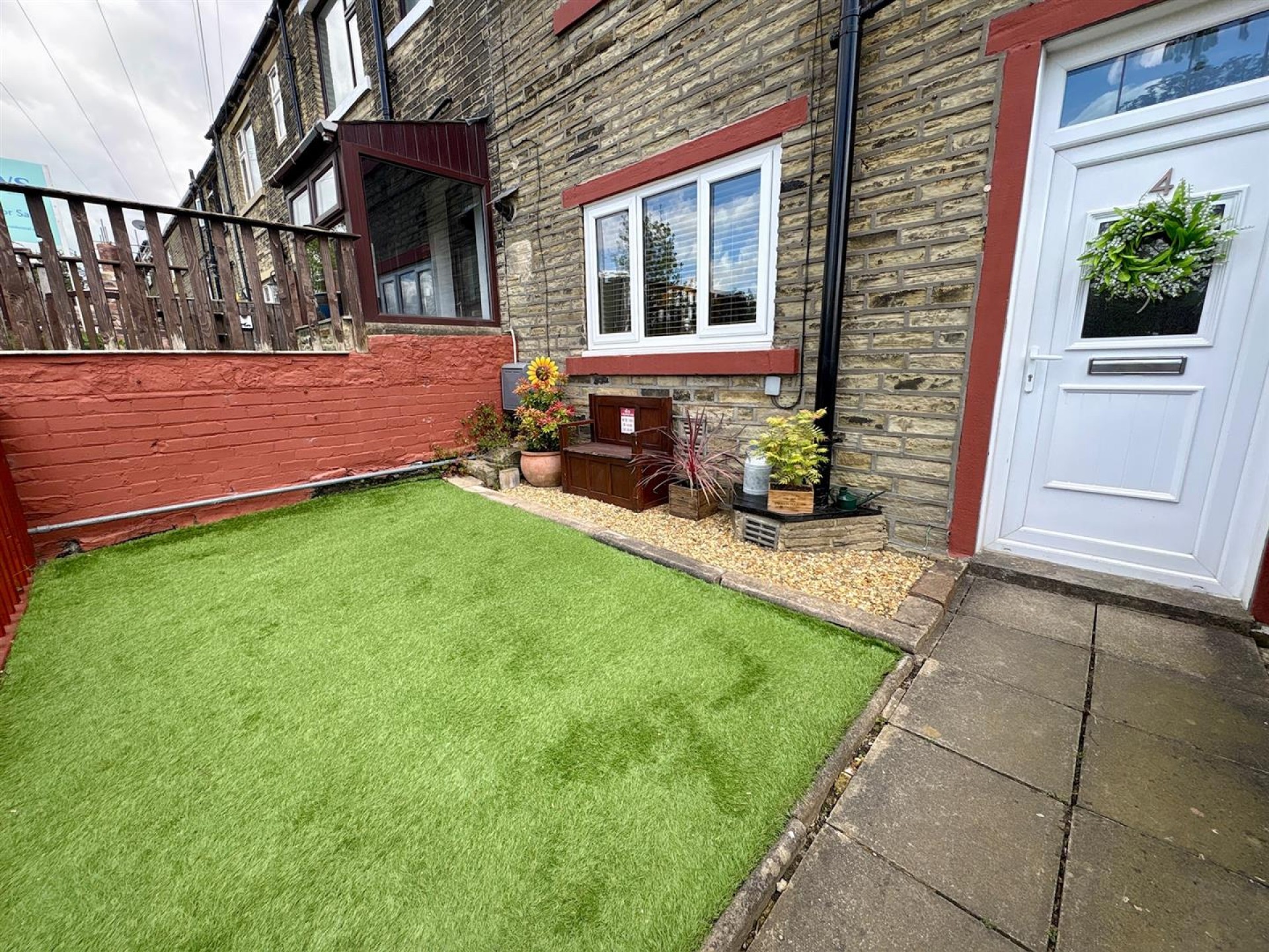 Images for Field Top, Bailiff Bridge, Brighouse