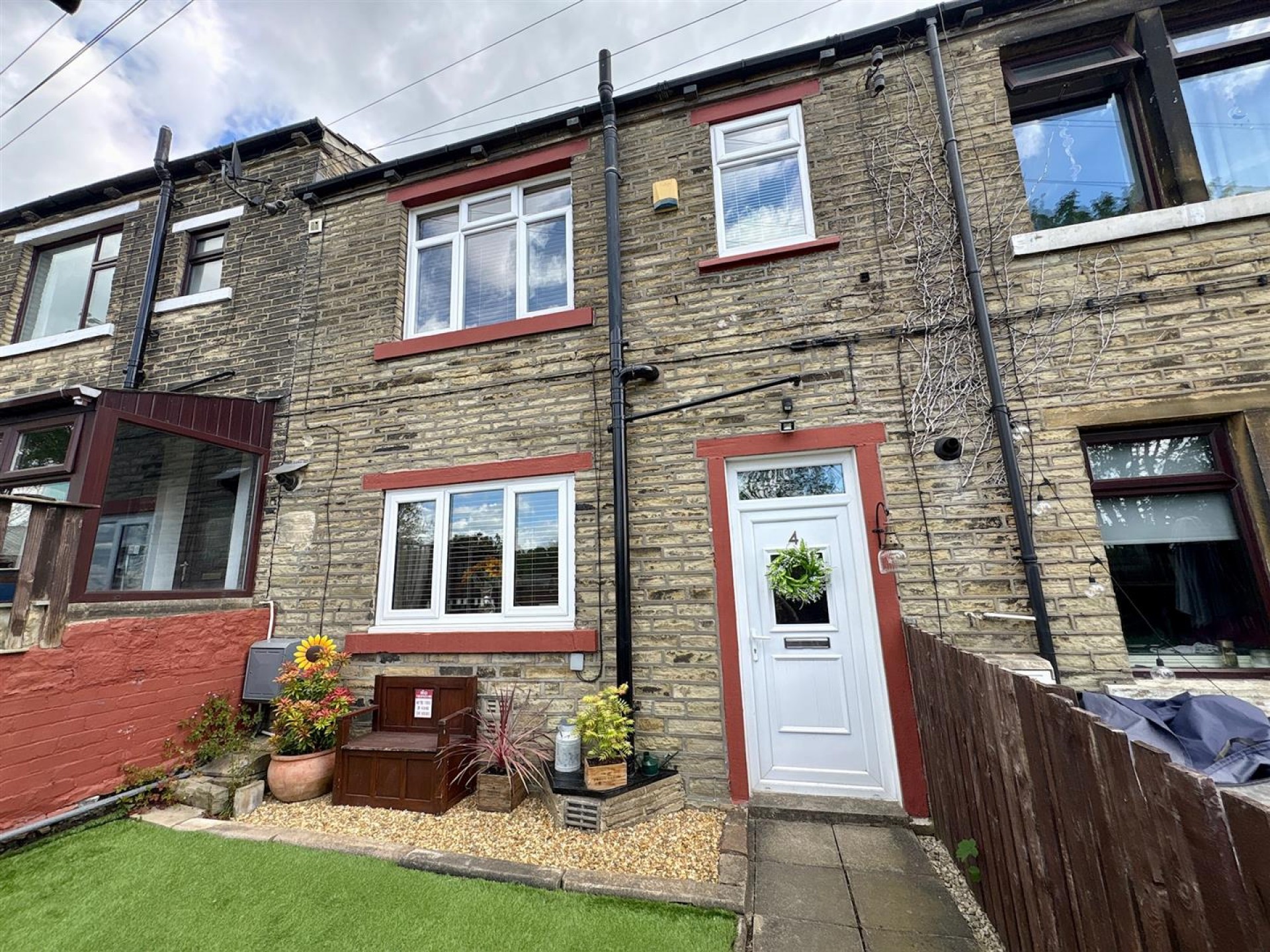 Images for Field Top, Bailiff Bridge, Brighouse