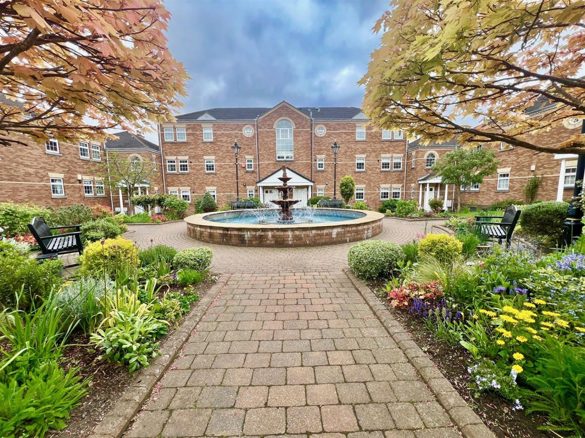 Images for Sandringham Court, Huddersfield