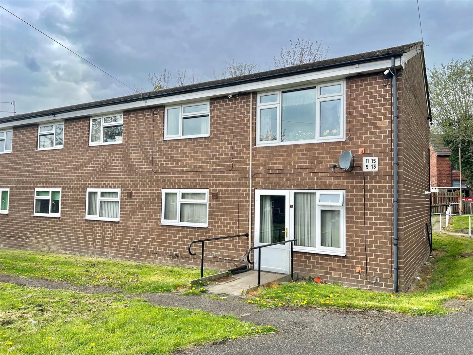 Images for Larch Close, Huddersfield