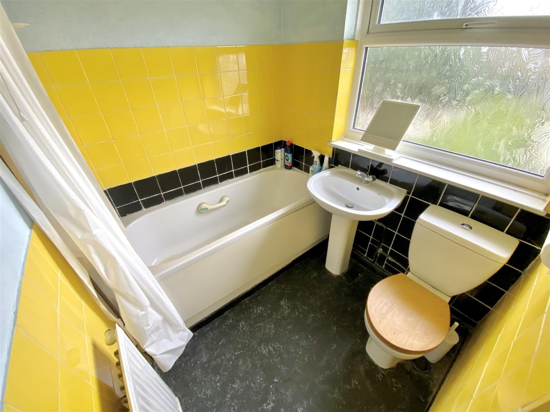 Images for Tolson Crescent, Huddersfield