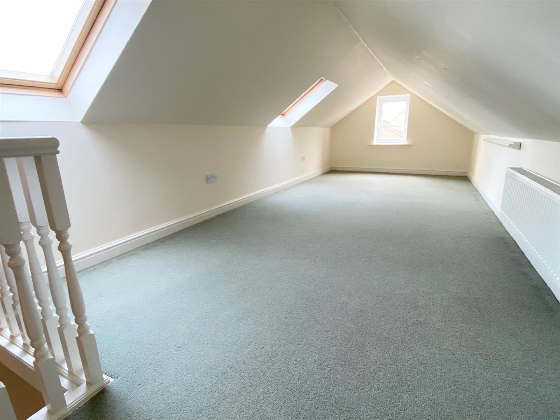 Images for Alderstone Rise, Huddersfield