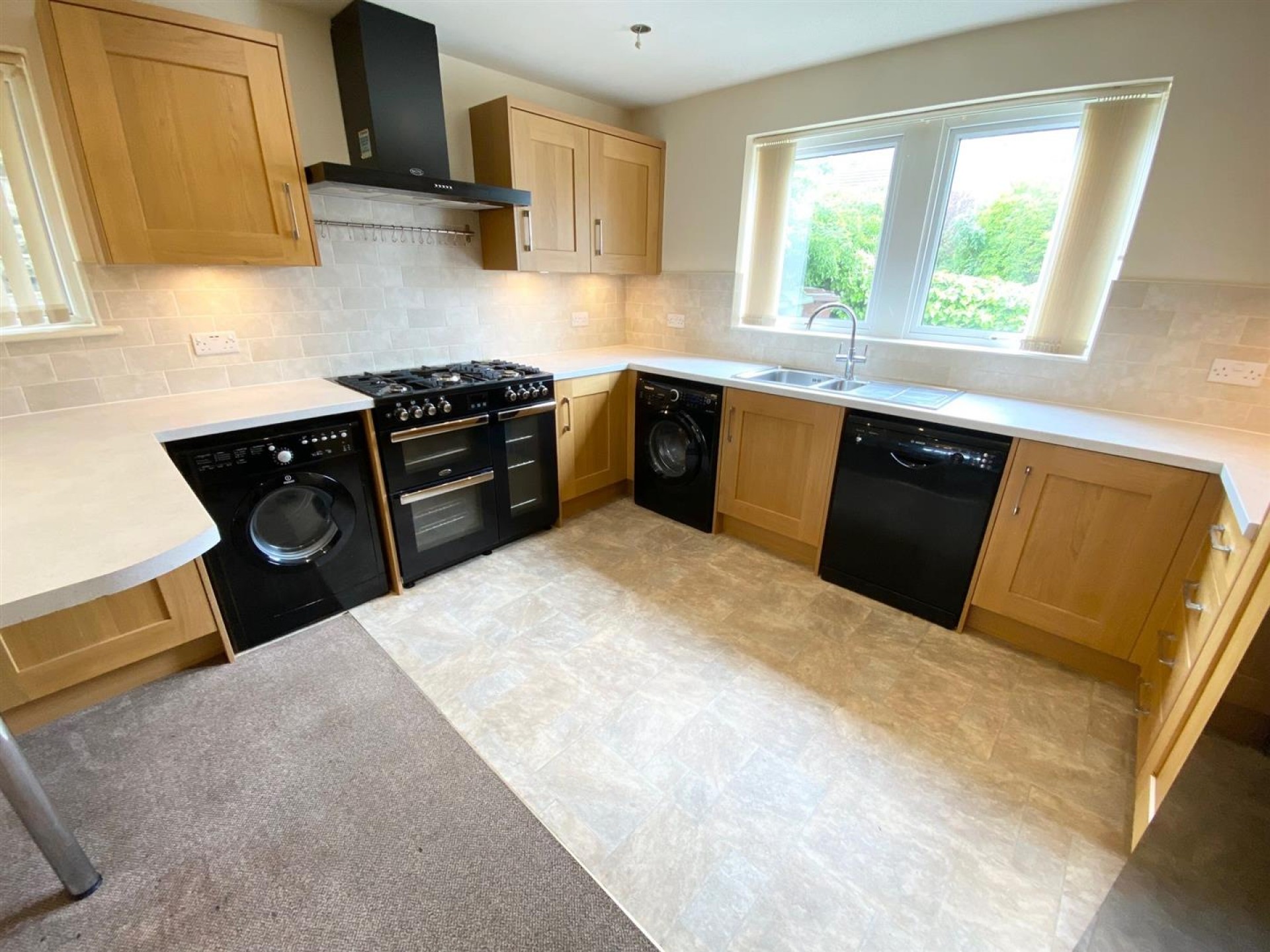 Images for Alderstone Rise, Huddersfield