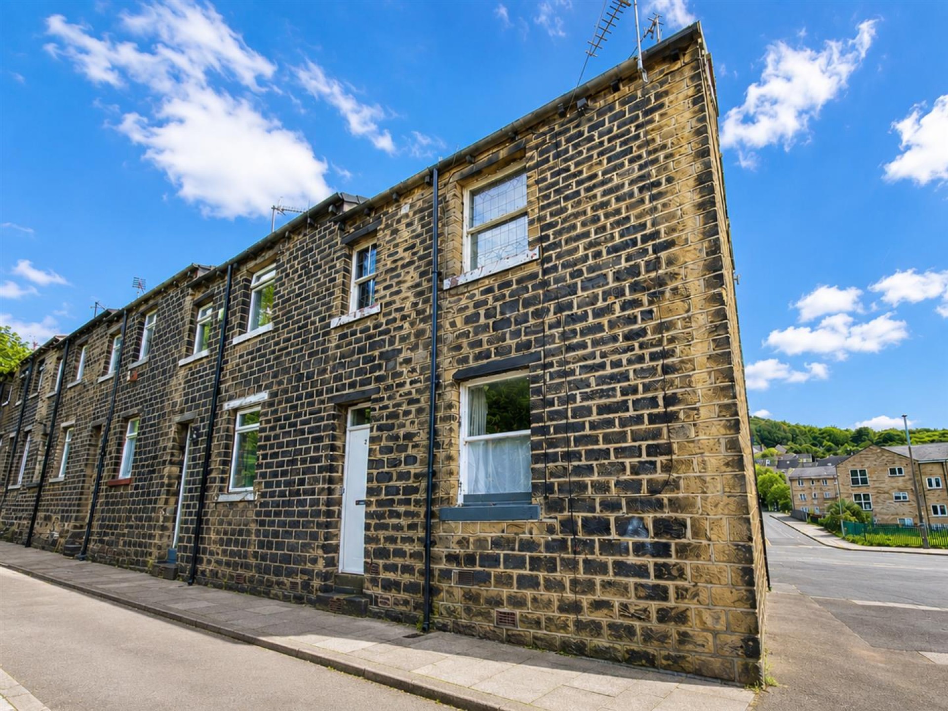 Images for Chapel Lane, Moldgreen, Huddersfield