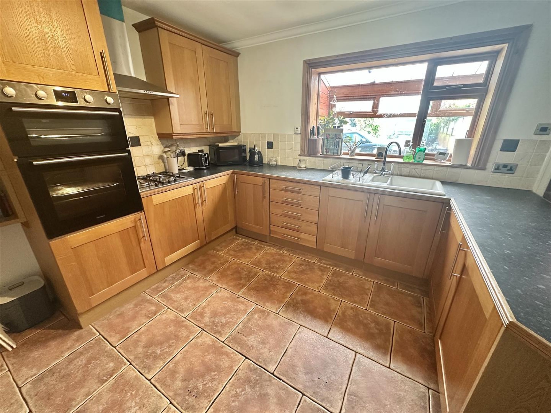 Images for Headlands Road, Liversedge