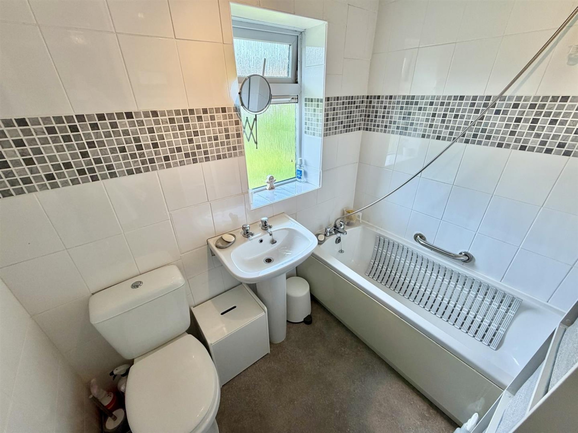 Images for Northway, London Park, Mirfield