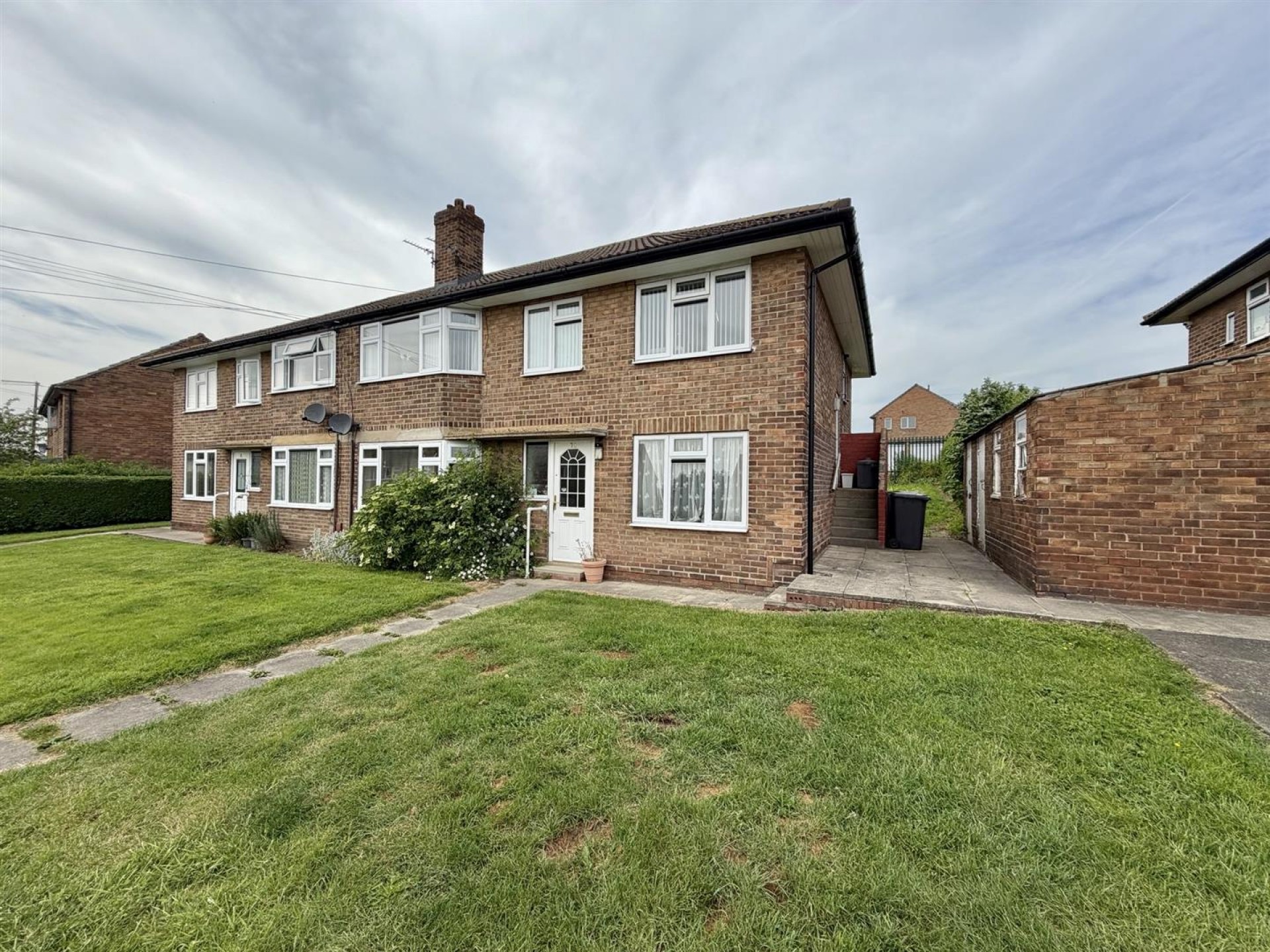 Images for Northway, London Park, Mirfield