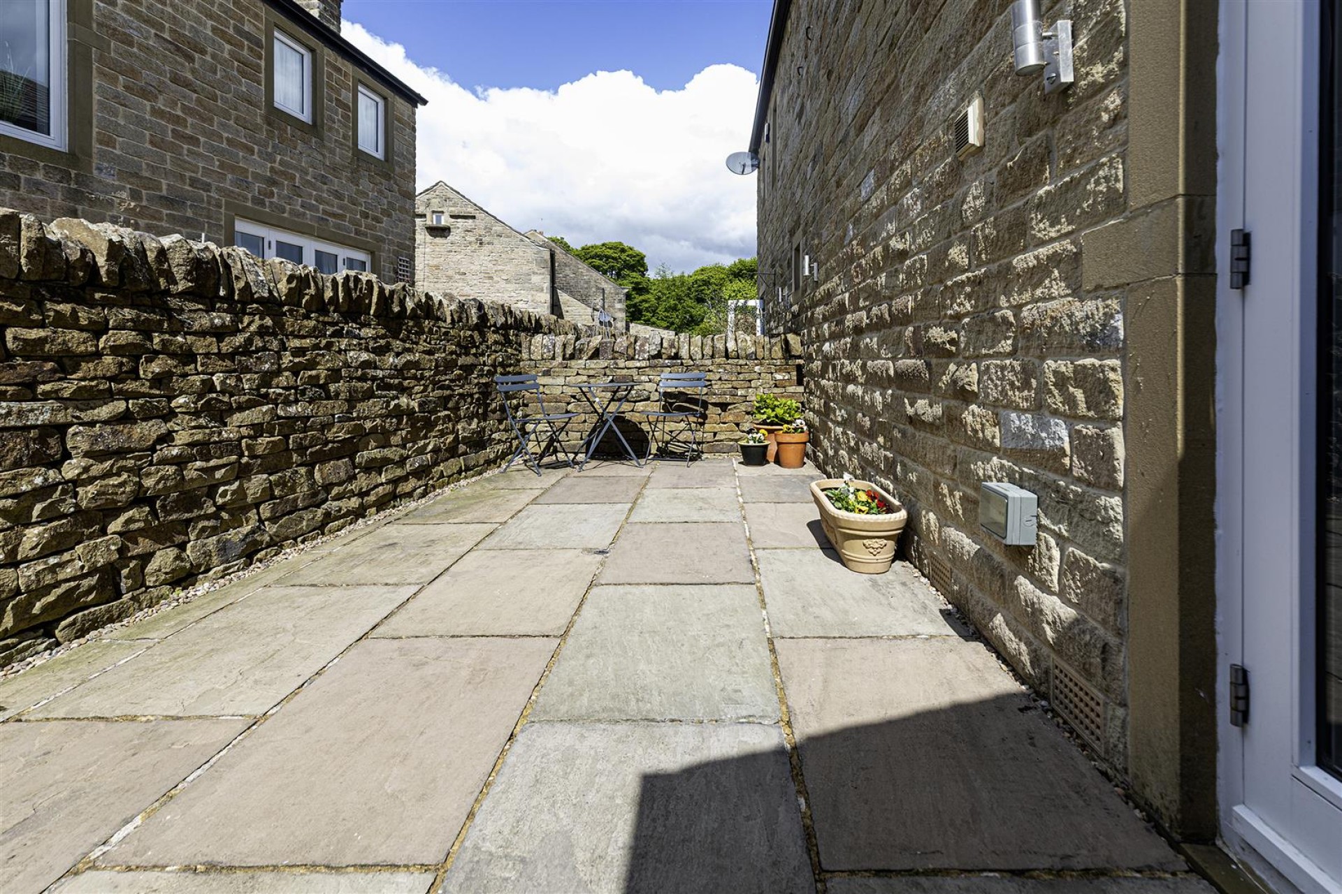 Images for Keepers Way, Huddersfield