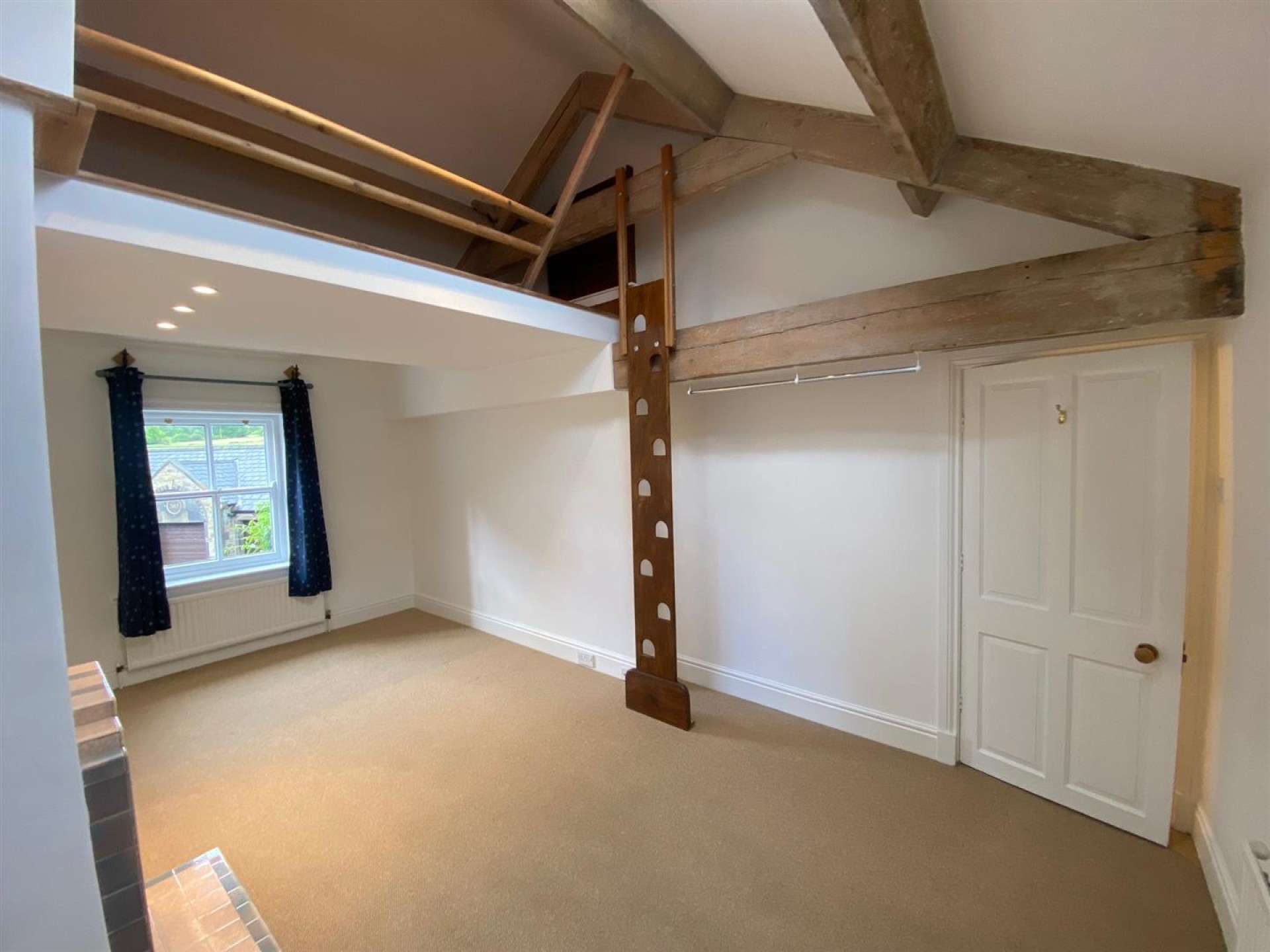 Images for Stable Cottage, Holmfield, Longwood