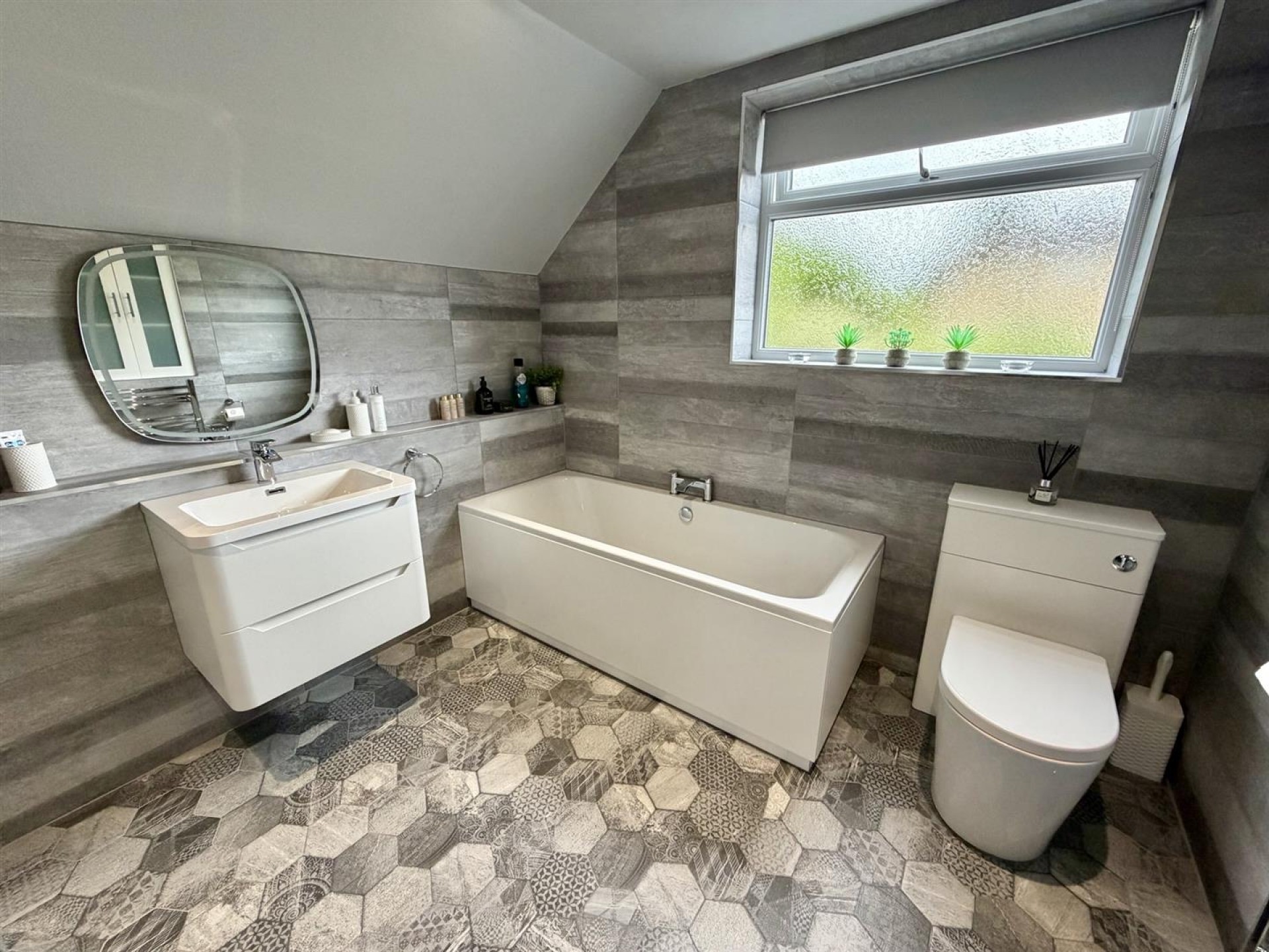 Images for Parkfield Crescent, Mirfield