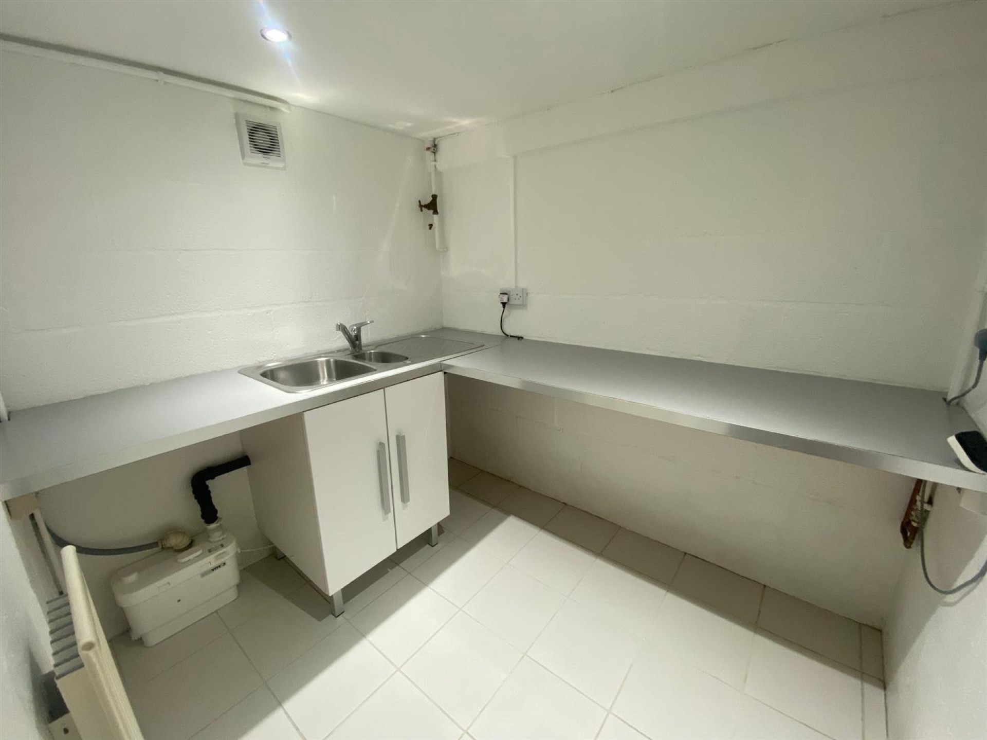Images for Ladyhouse Lane, Berry Brow
