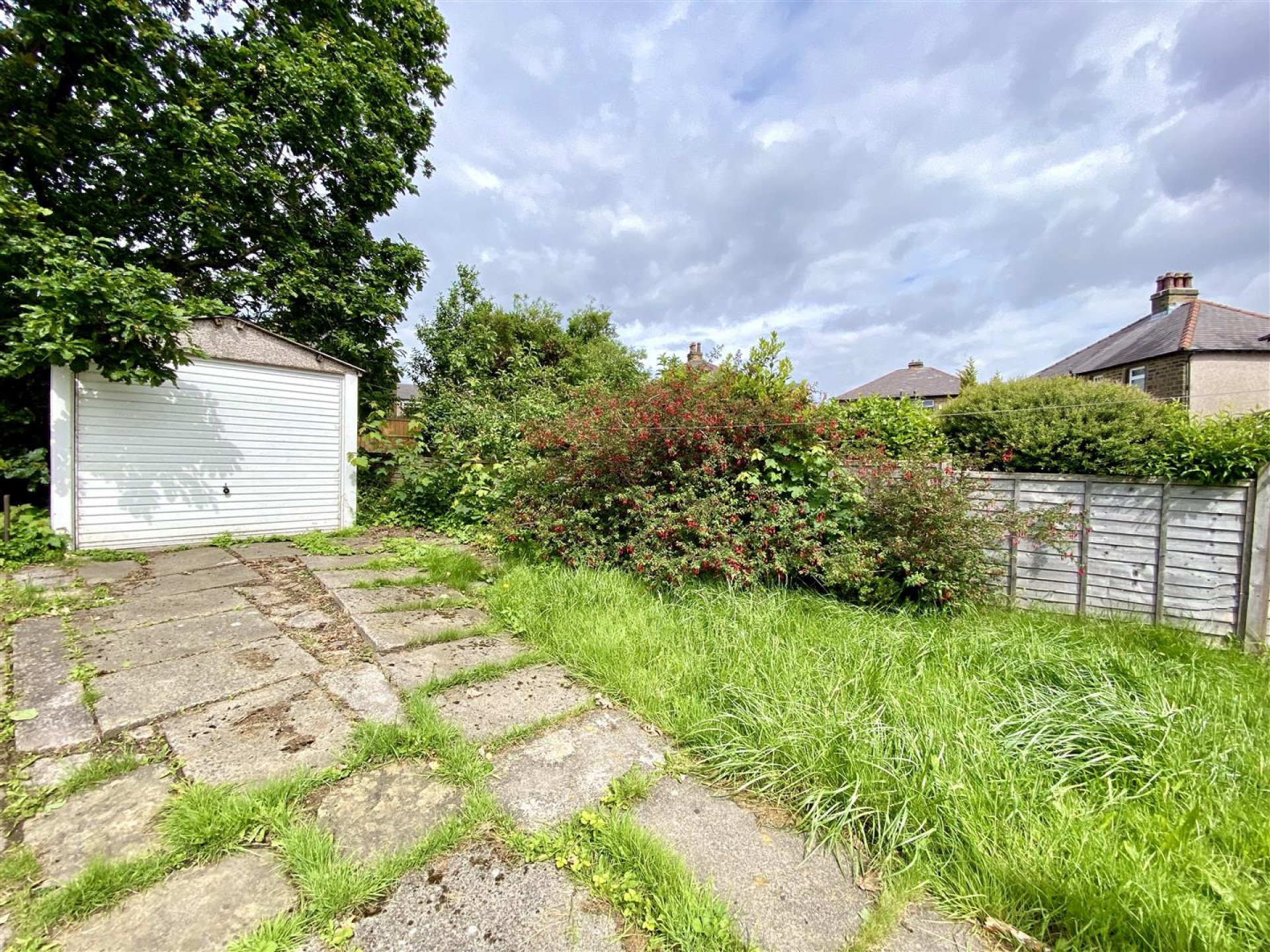 Images for Heatherfield Crescent, Huddersfield
