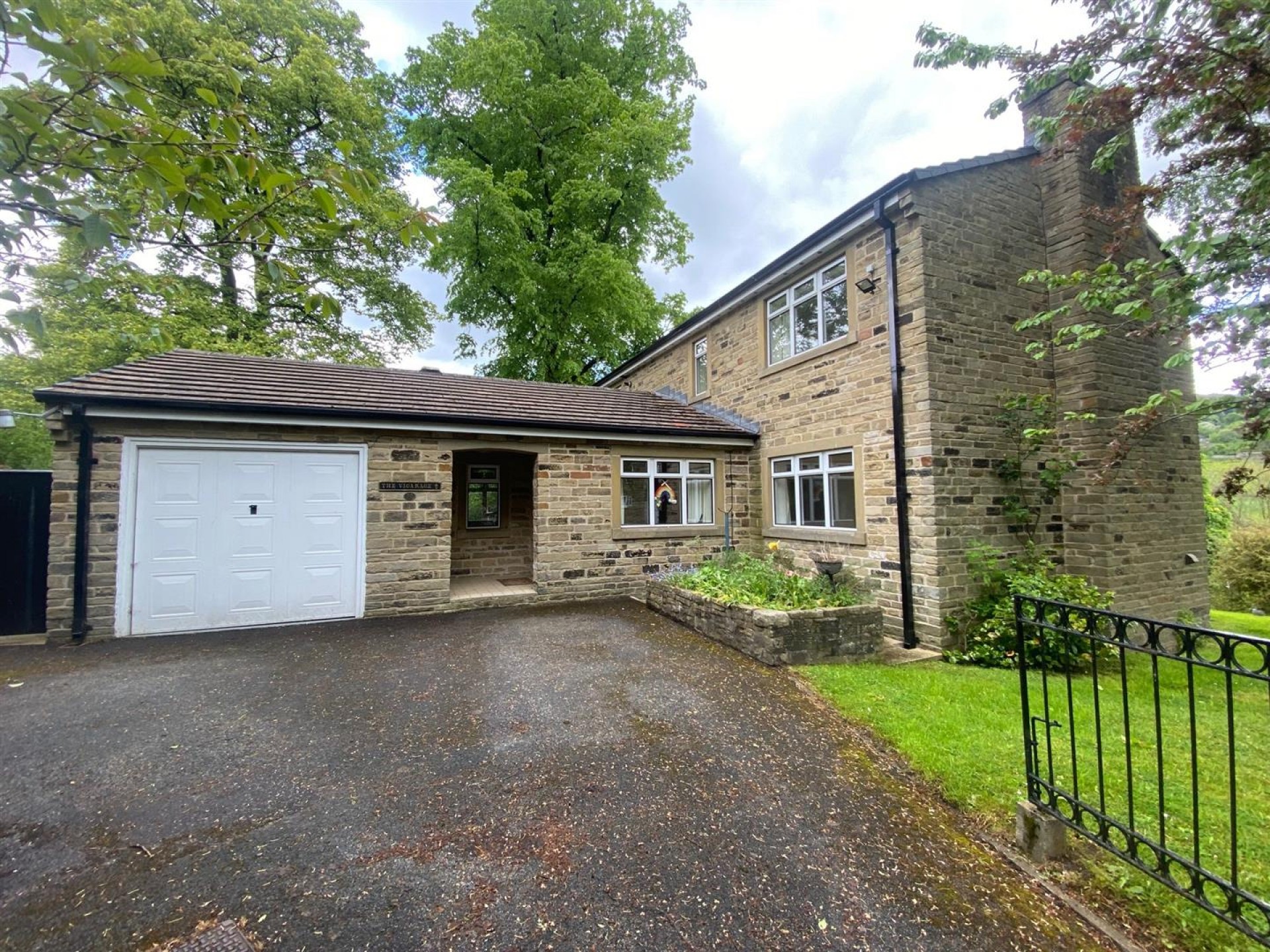 Images for Carr Field Drive, Luddenden, Halifax
