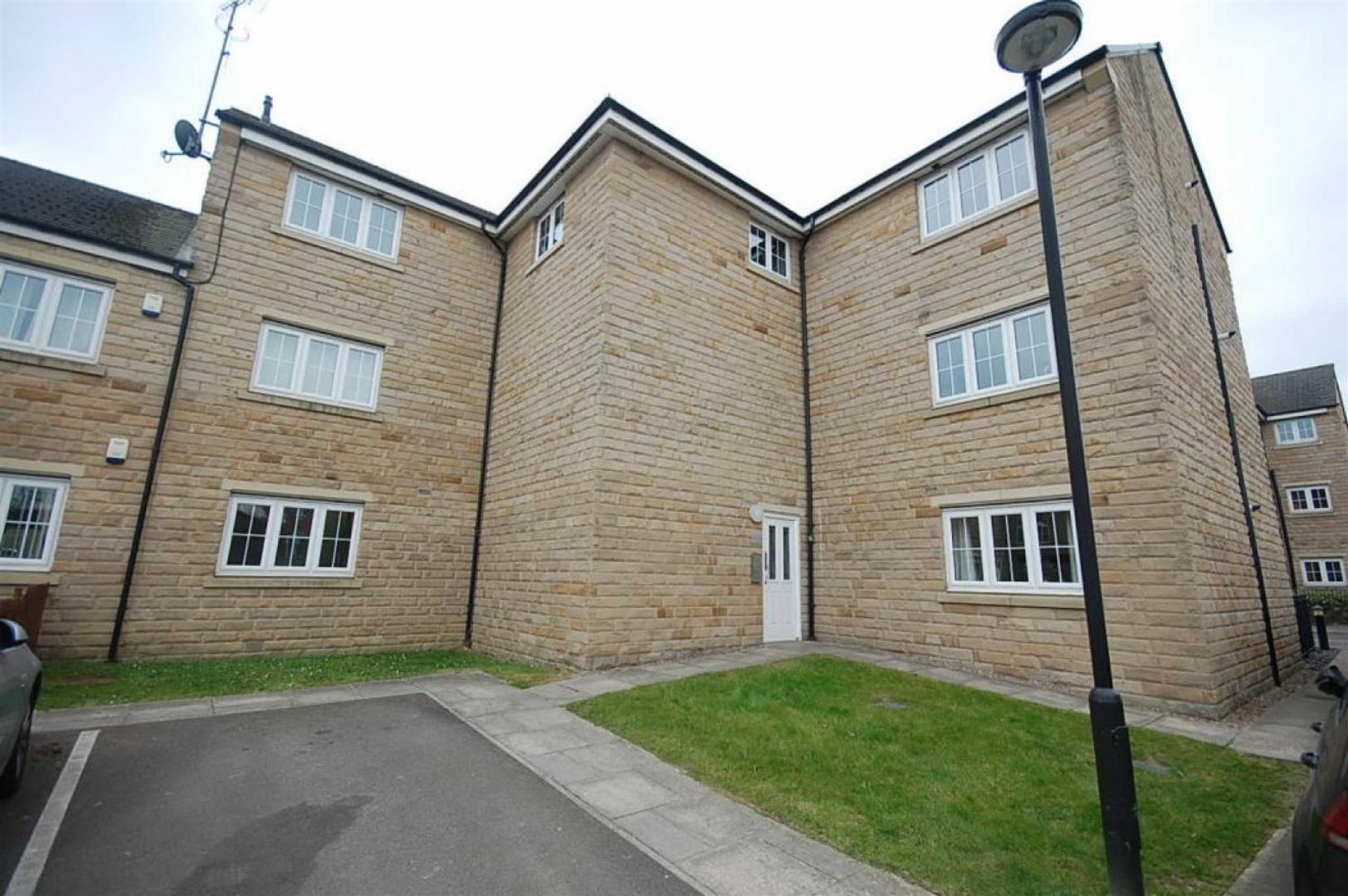 Images for Malthouse Court, Halifax Road, Liversedge