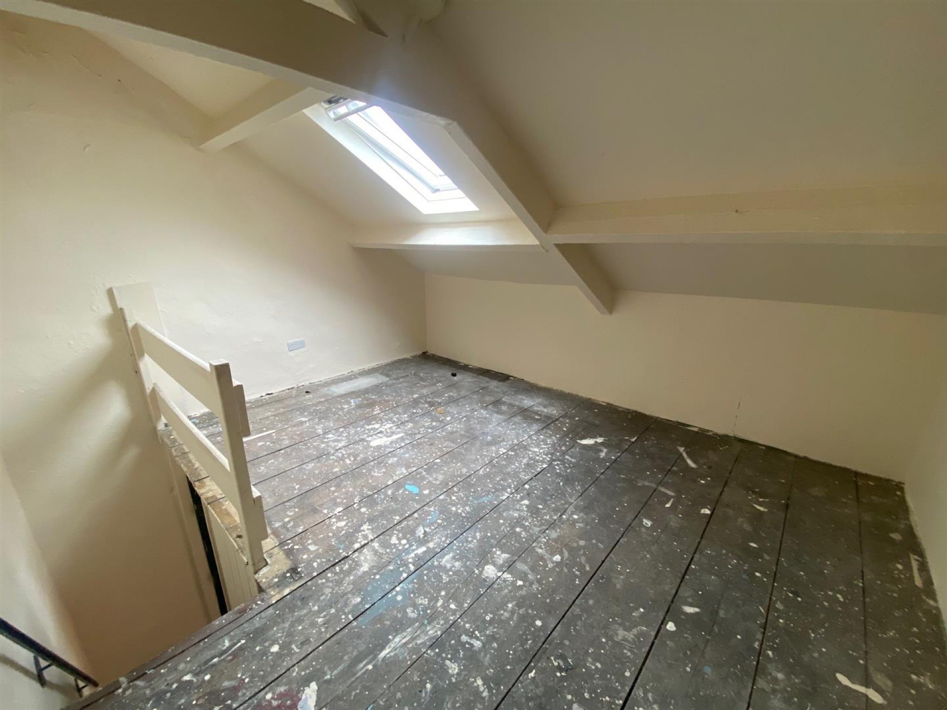 Images for Victoria Place, Moldgreen, Huddersfield