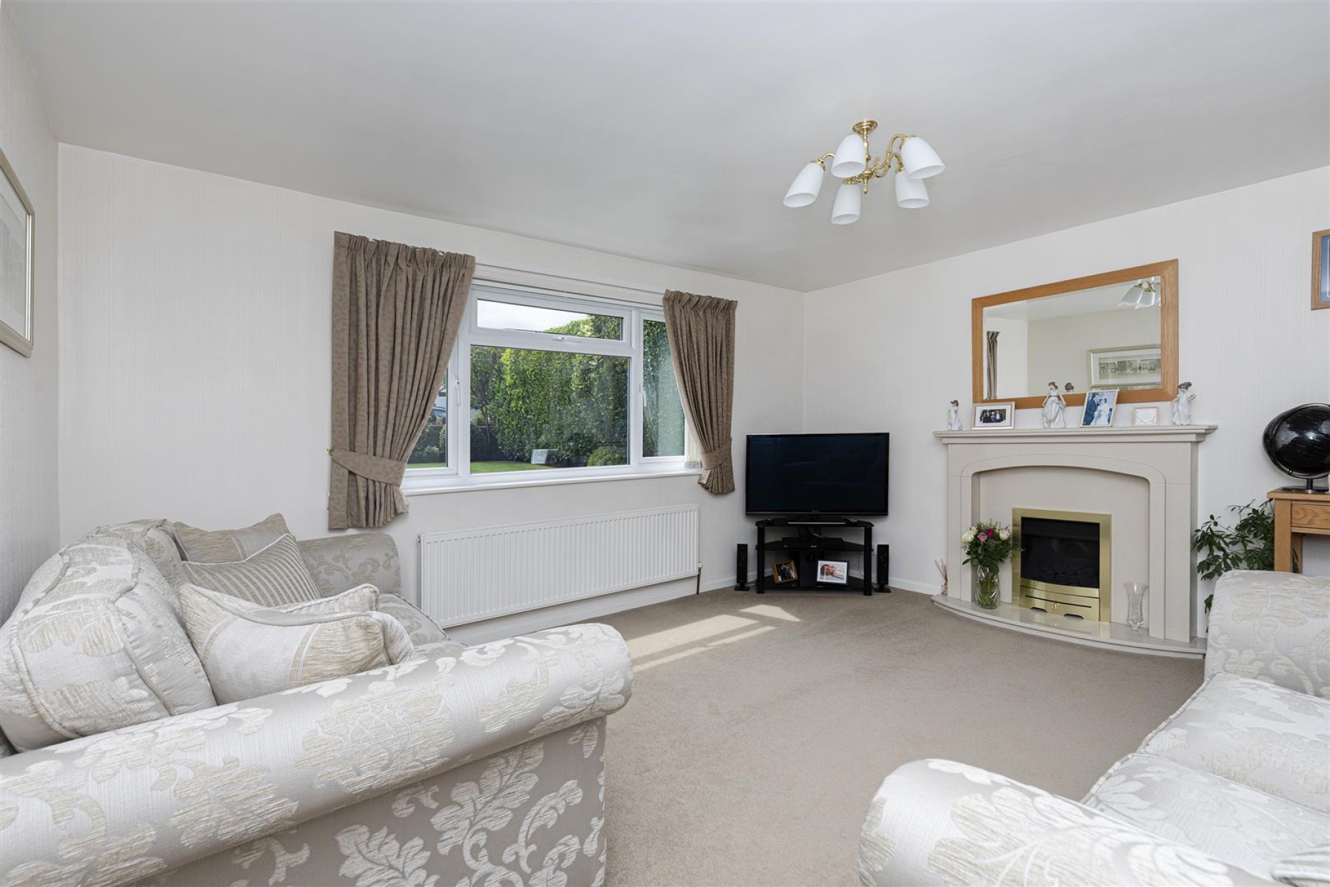 Images for Towngate, Kirkburton, Huddersfield