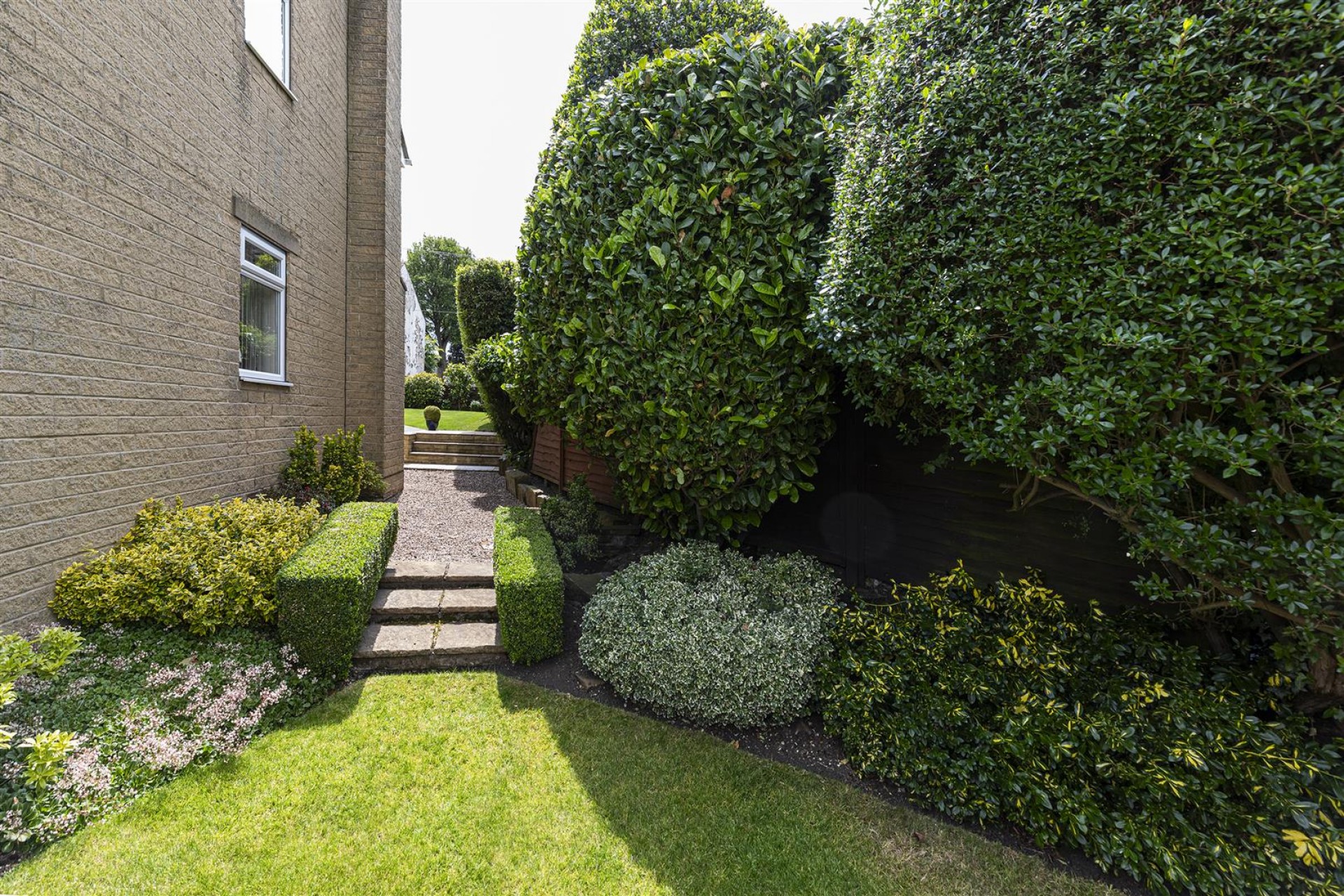 Images for Towngate, Kirkburton, Huddersfield