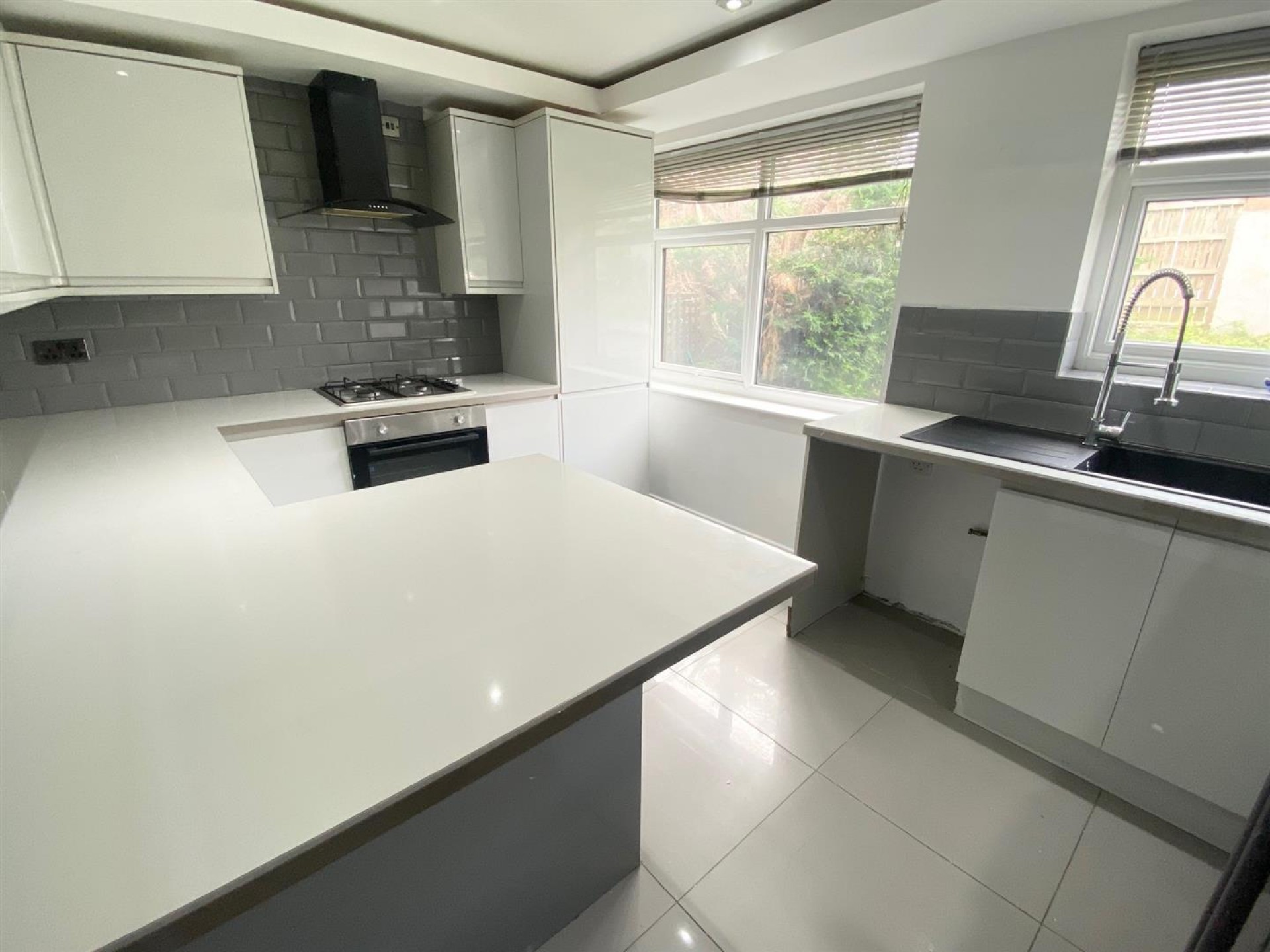 Images for Warrenside, Huddersfield