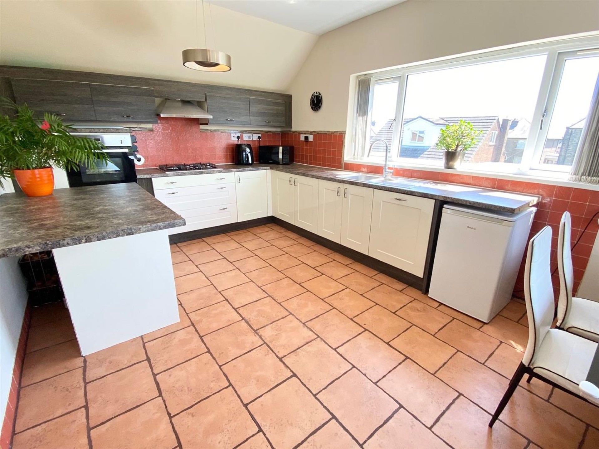 Images for Cliffe End Road, Quarmby