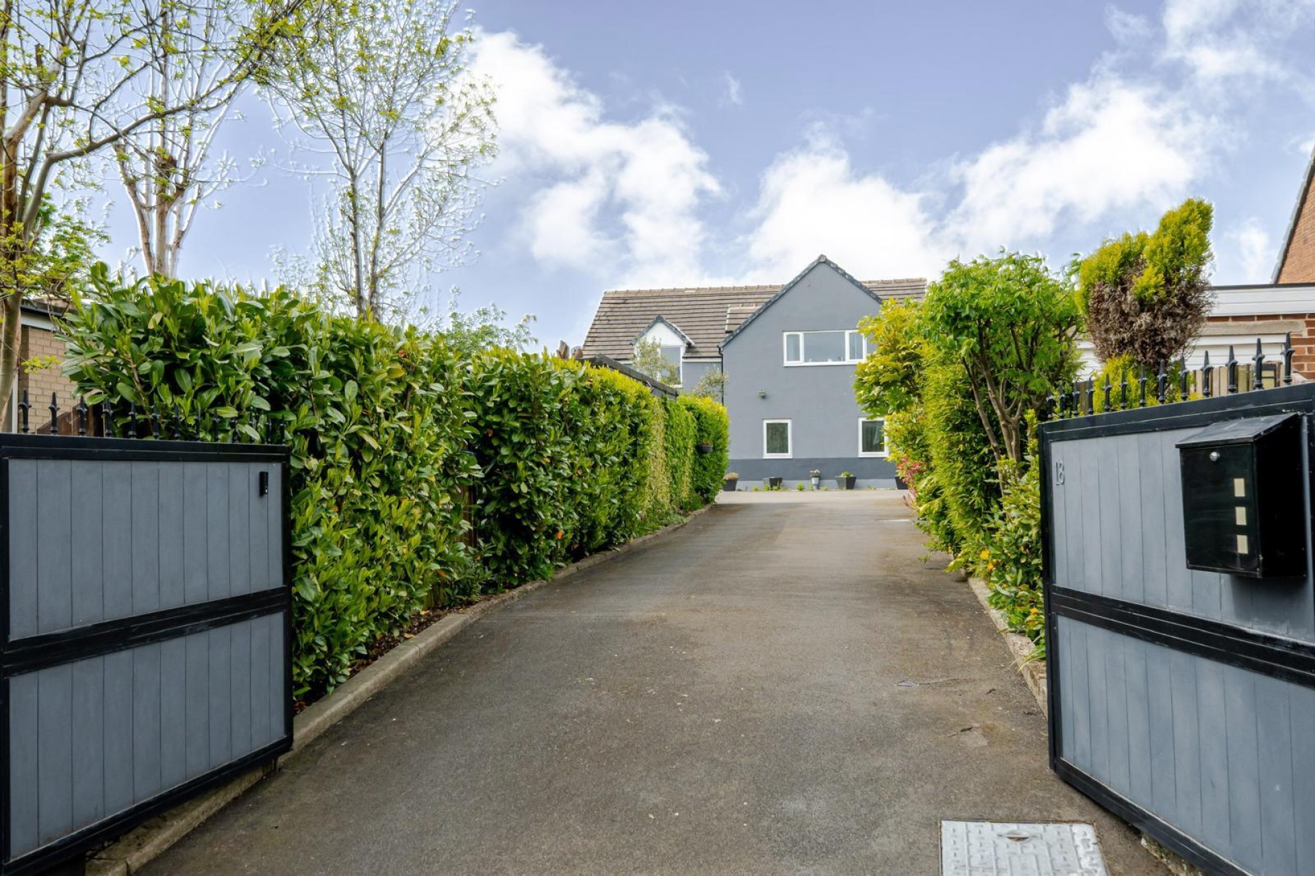 Images for Cliffe End Road, Quarmby