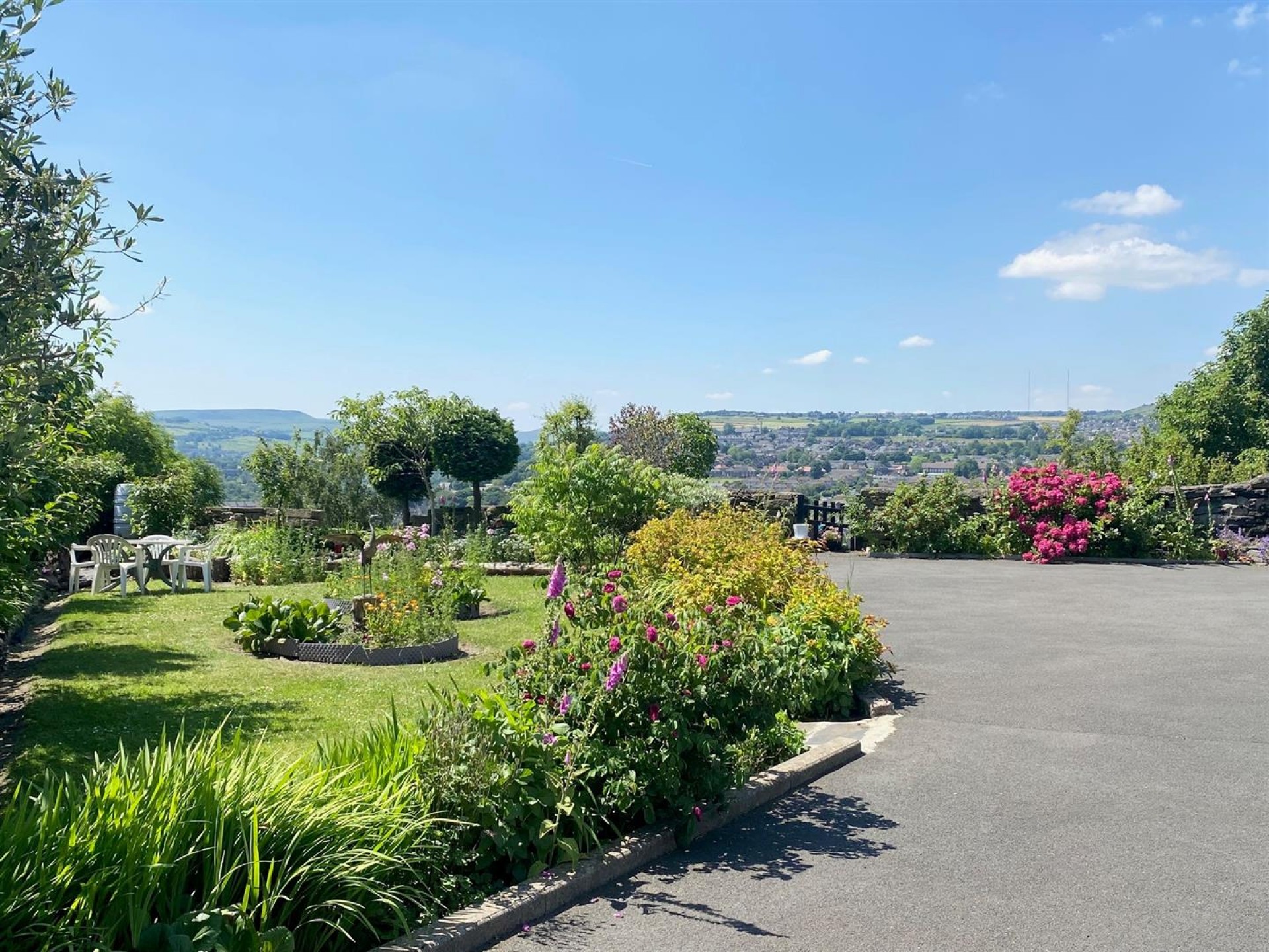 Images for Cliffe End Road, Quarmby