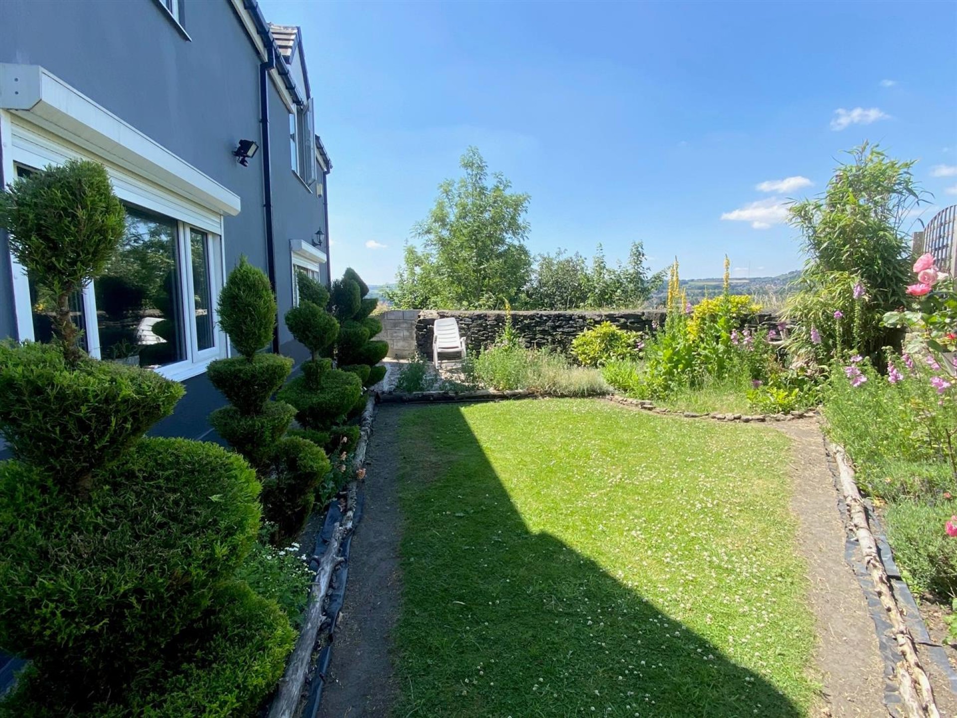 Images for Cliffe End Road, Quarmby