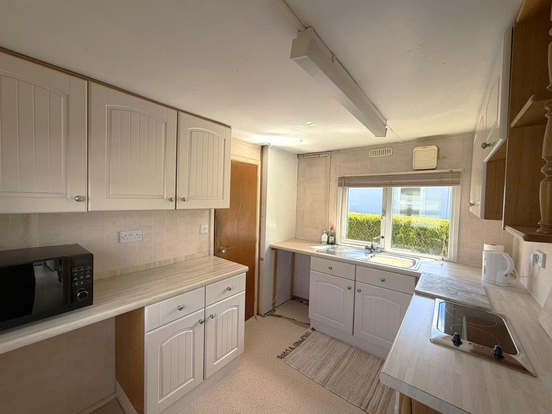 Images for Elland Hall Caravan Site, Elland