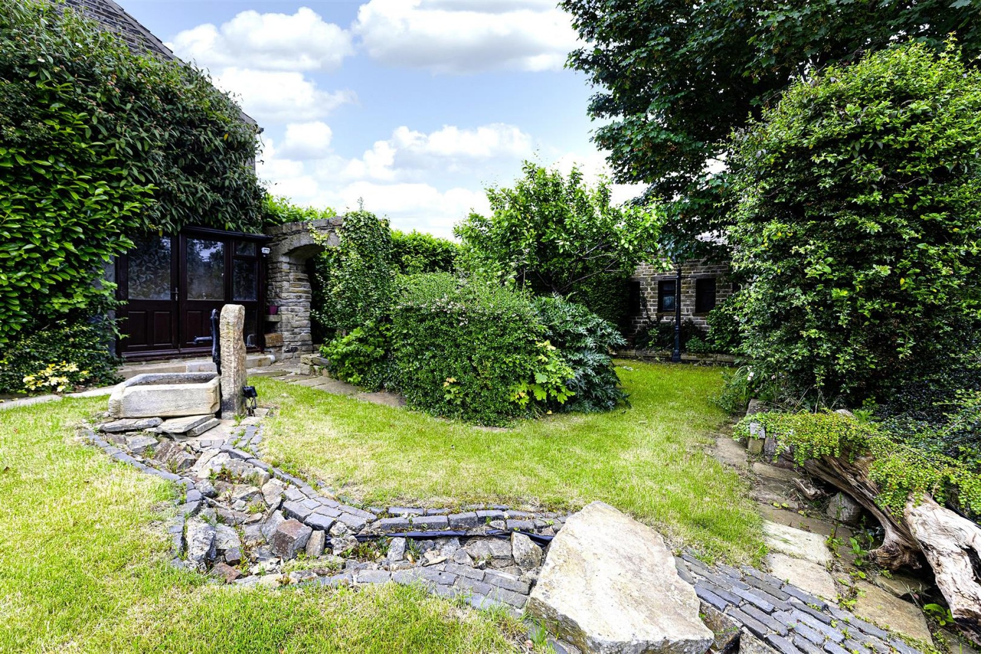 Images for Cold Hill, Berry Brow, Huddersfield
