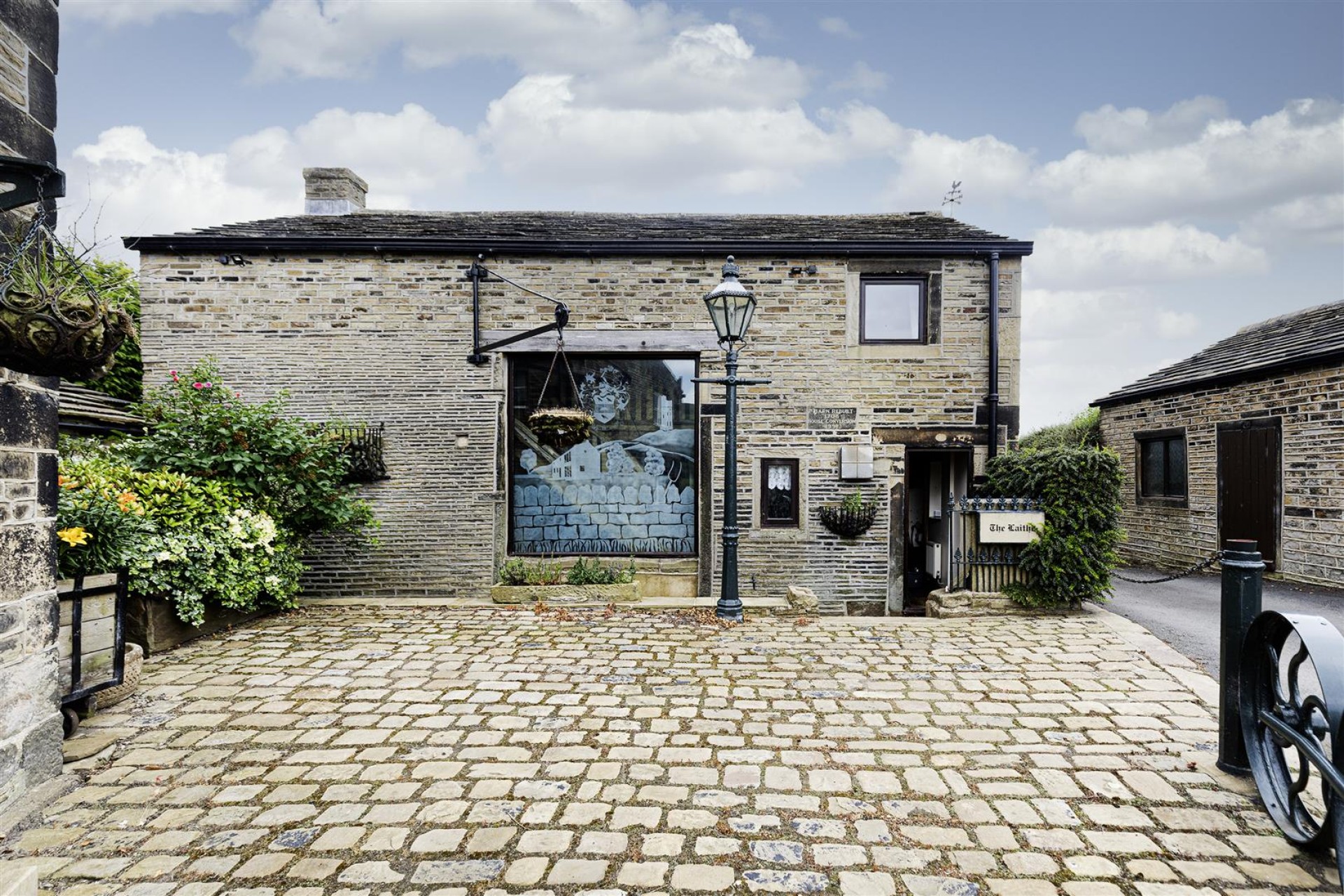 Images for Cold Hill, Berry Brow, Huddersfield
