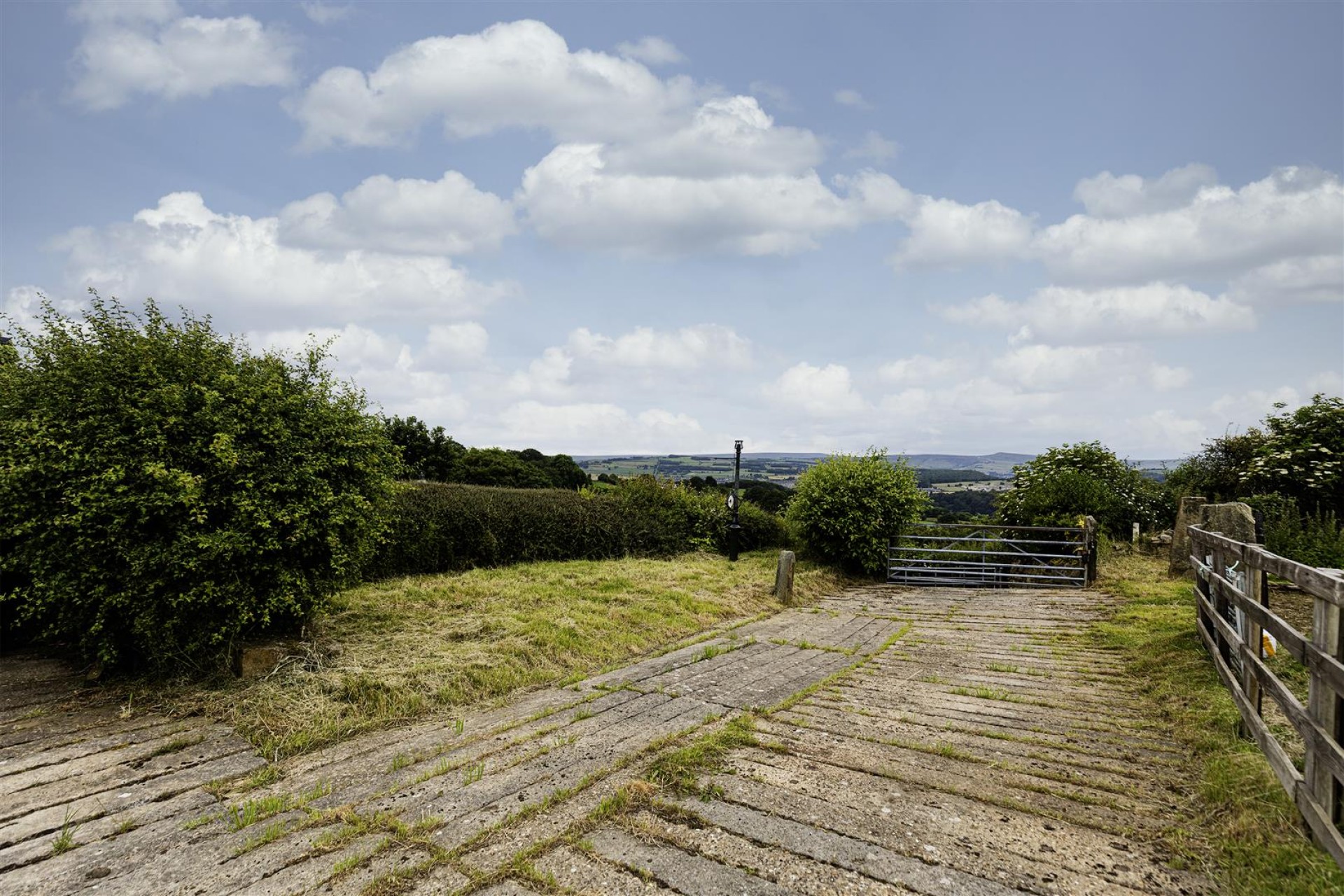 Images for Cold Hill, Berry Brow, Huddersfield