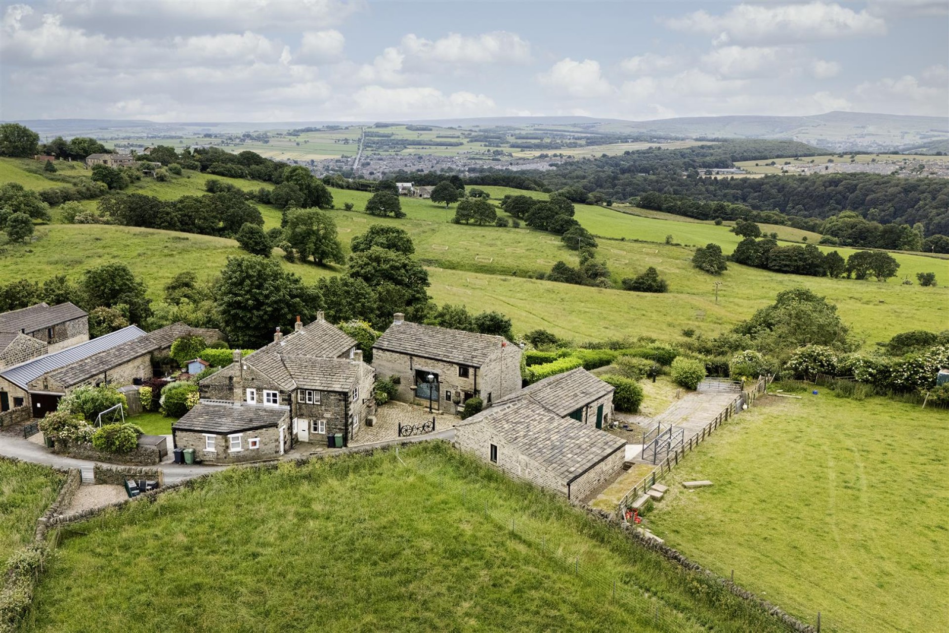 Images for Cold Hill, Berry Brow, Huddersfield