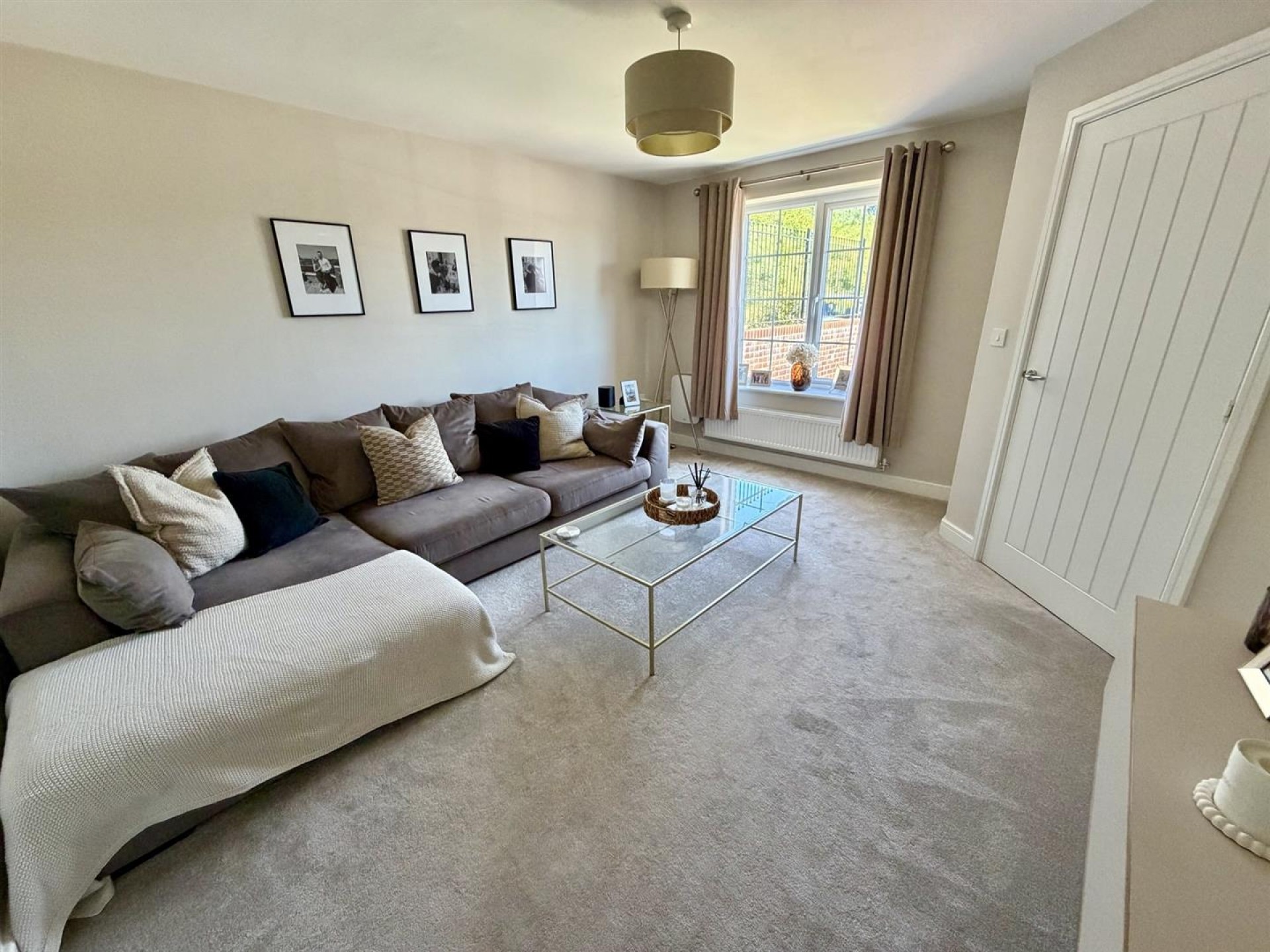 Images for Fields Way, Mirfield