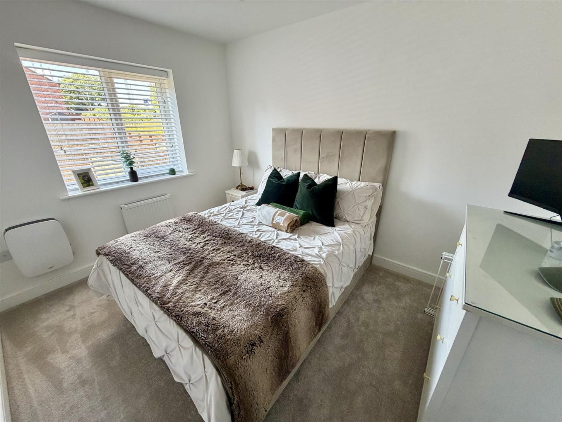 Images for Fields Way, Mirfield