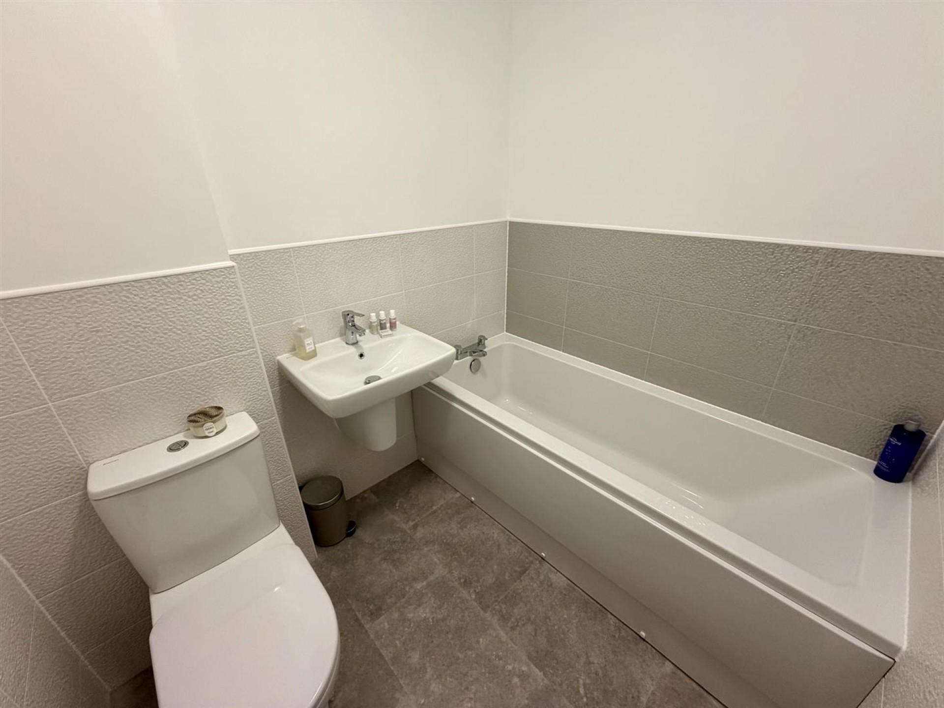 Images for Fields Way, Mirfield