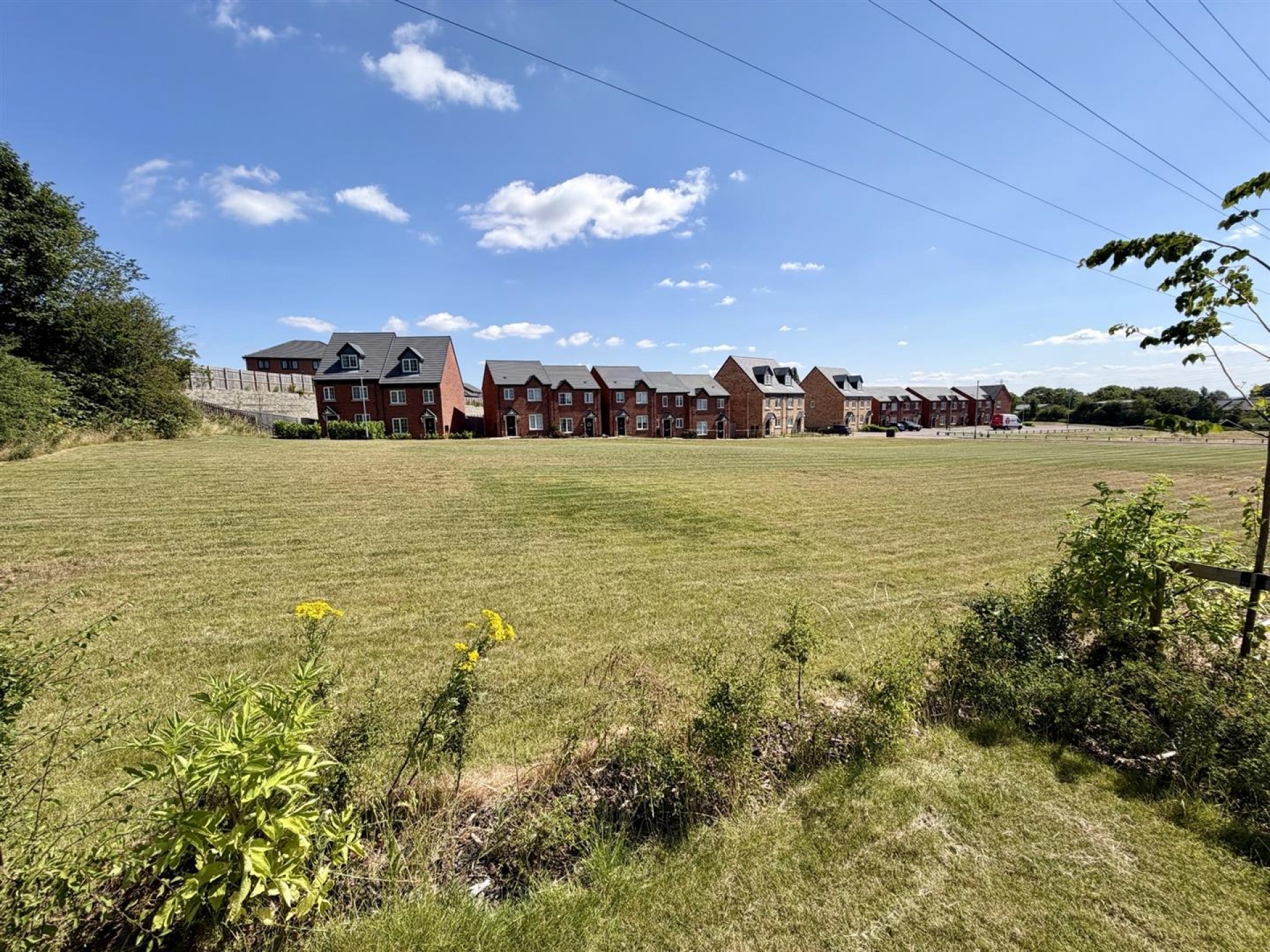 Images for Fields Way, Mirfield