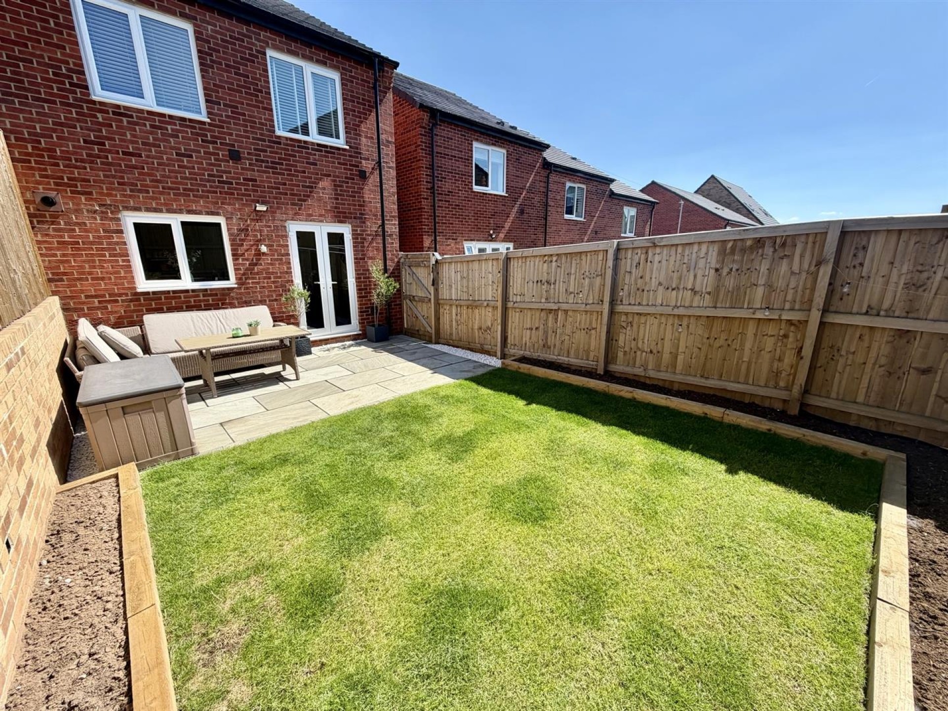Images for Fields Way, Mirfield