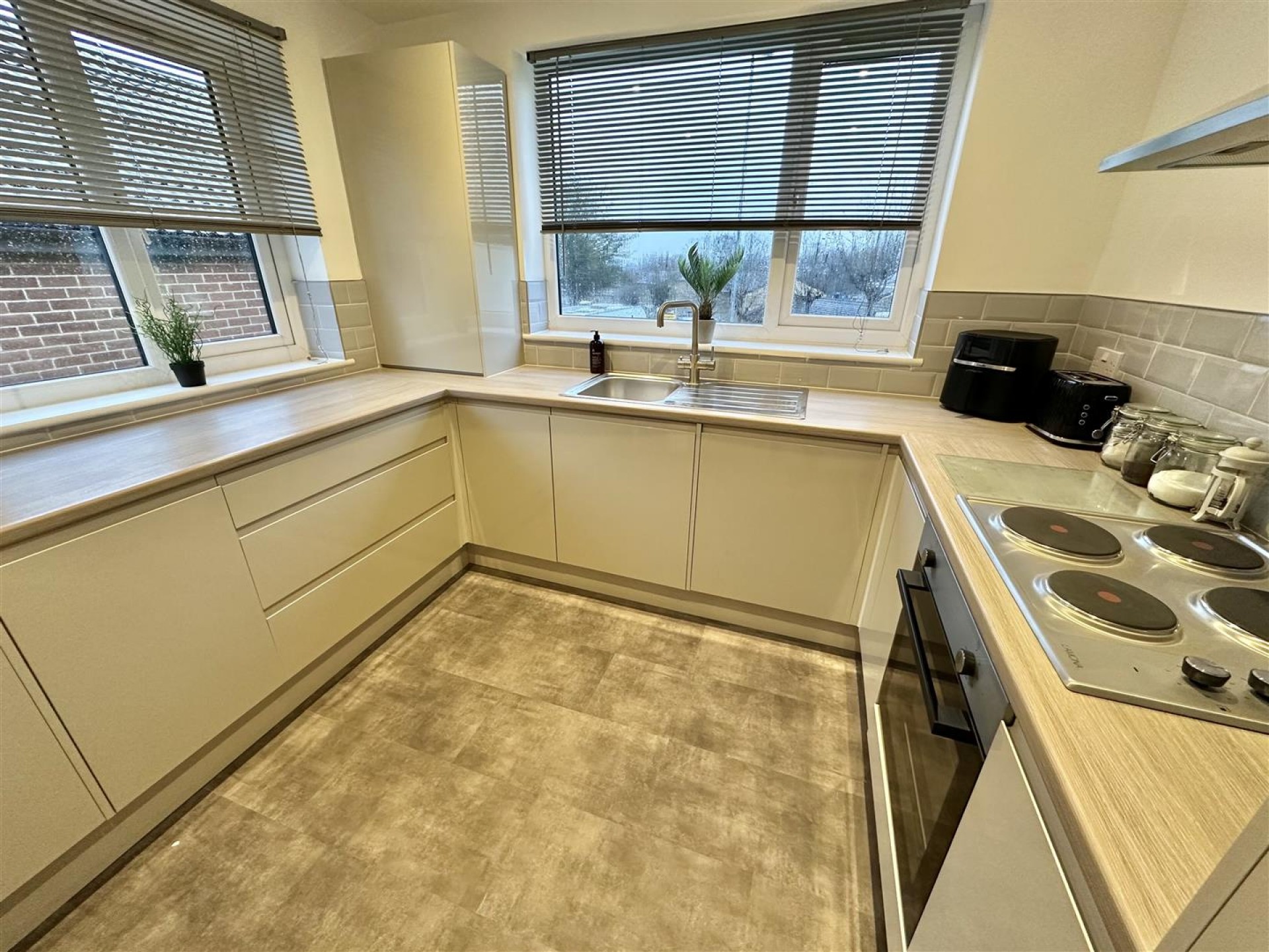 Images for Halifax Road, Liversedge
