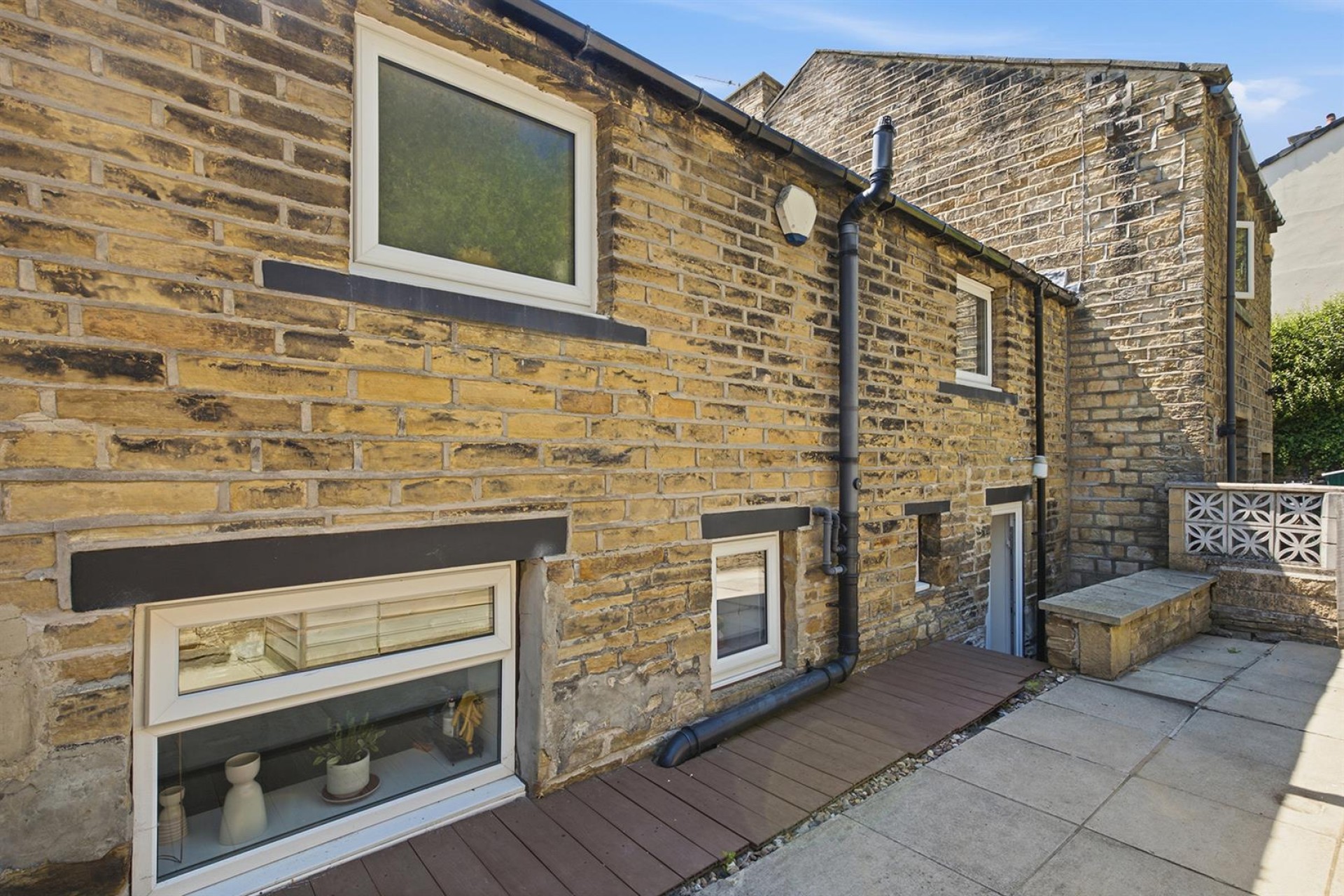 Images for Halifax Old Road, Birkby, Huddersfield