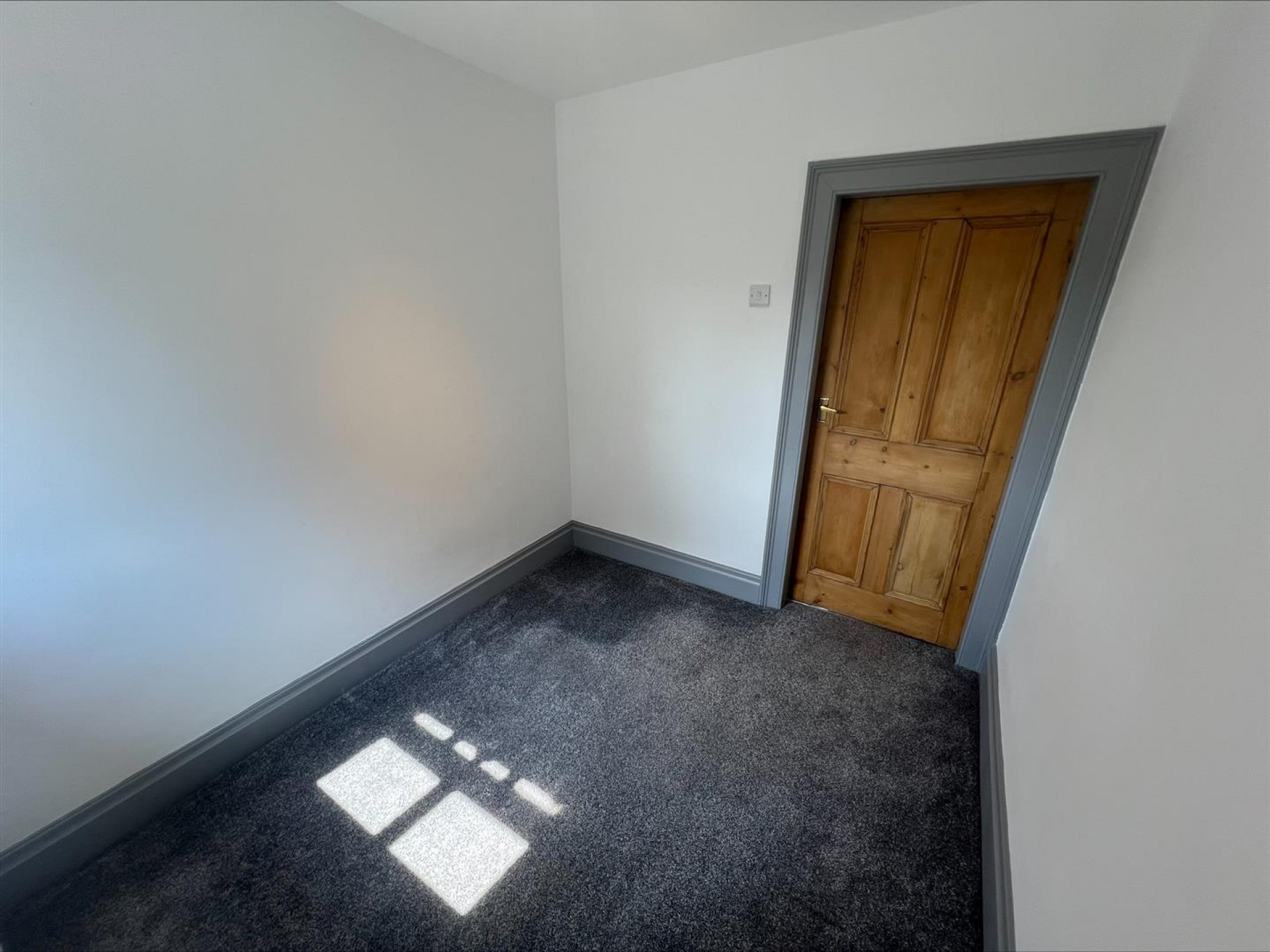 Images for Far End Lane, Honley, Holmfirth