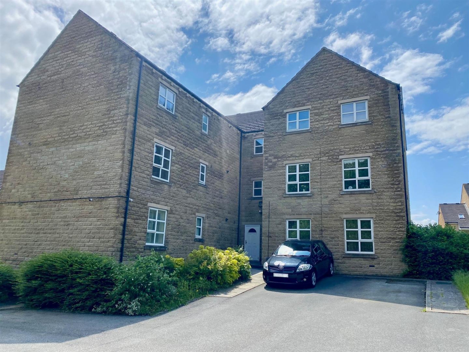 Images for Sylvan Ridge, Huddersfield