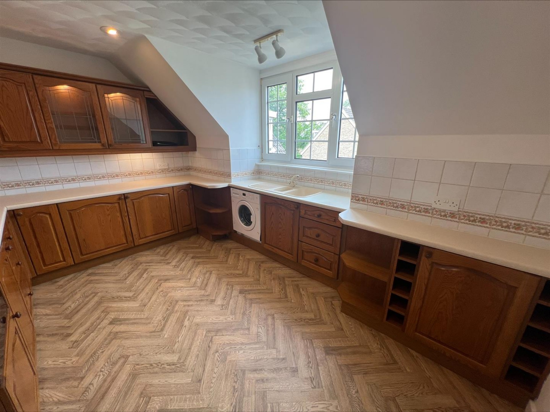 Images for Arncliffe Court, Croft House Lane, Marsh