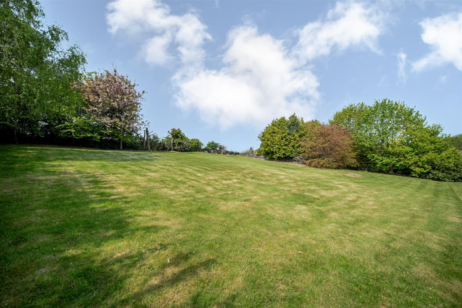 Images for Netheroyd Hill Road, Fixby, Huddersfield