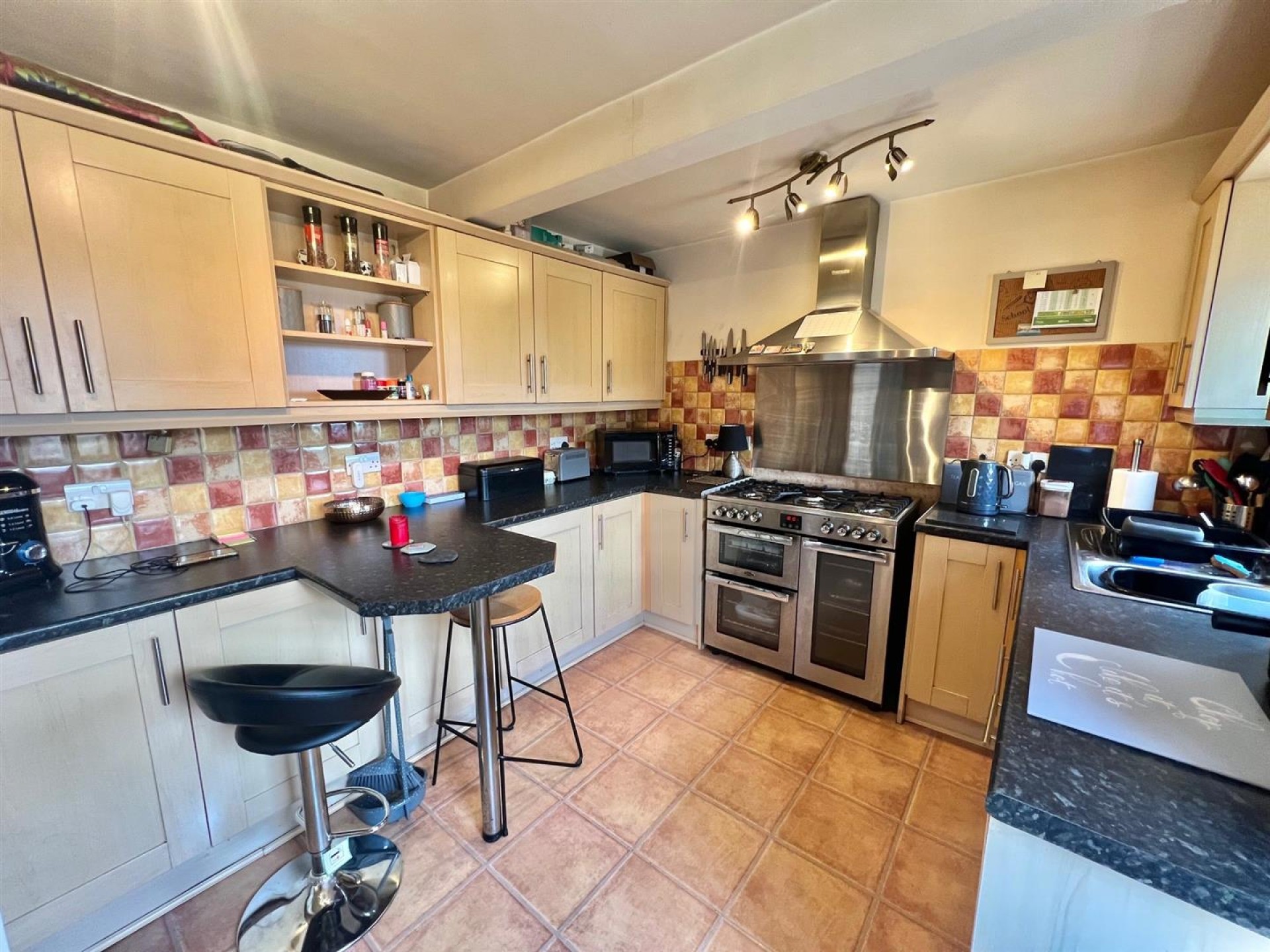 Images for Caldercroft, Elland